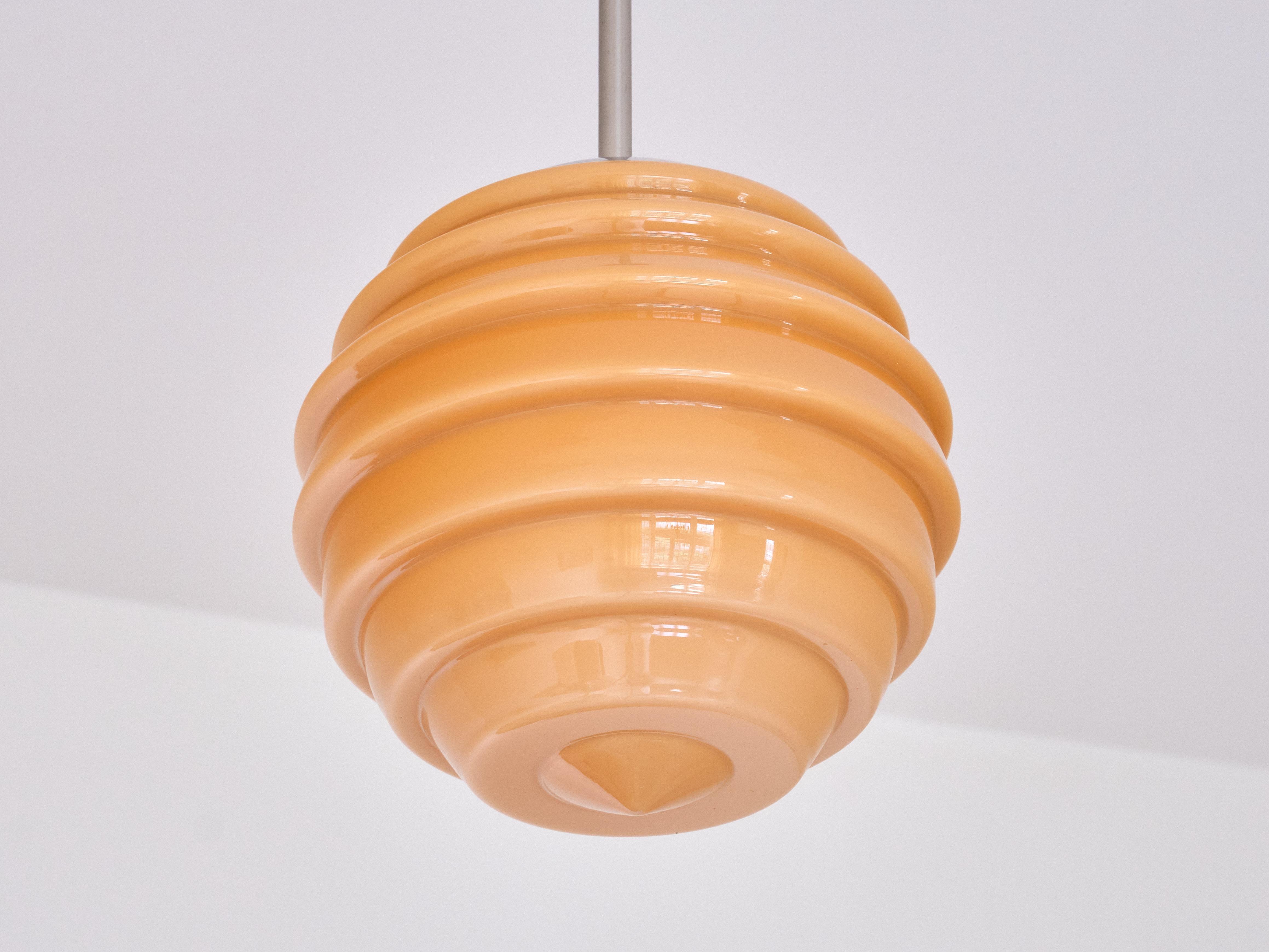 Swedish Art Deco Beehive Pendant Lamp in Colored Glass and Metal, 1930s In Good Condition In The Hague, NL