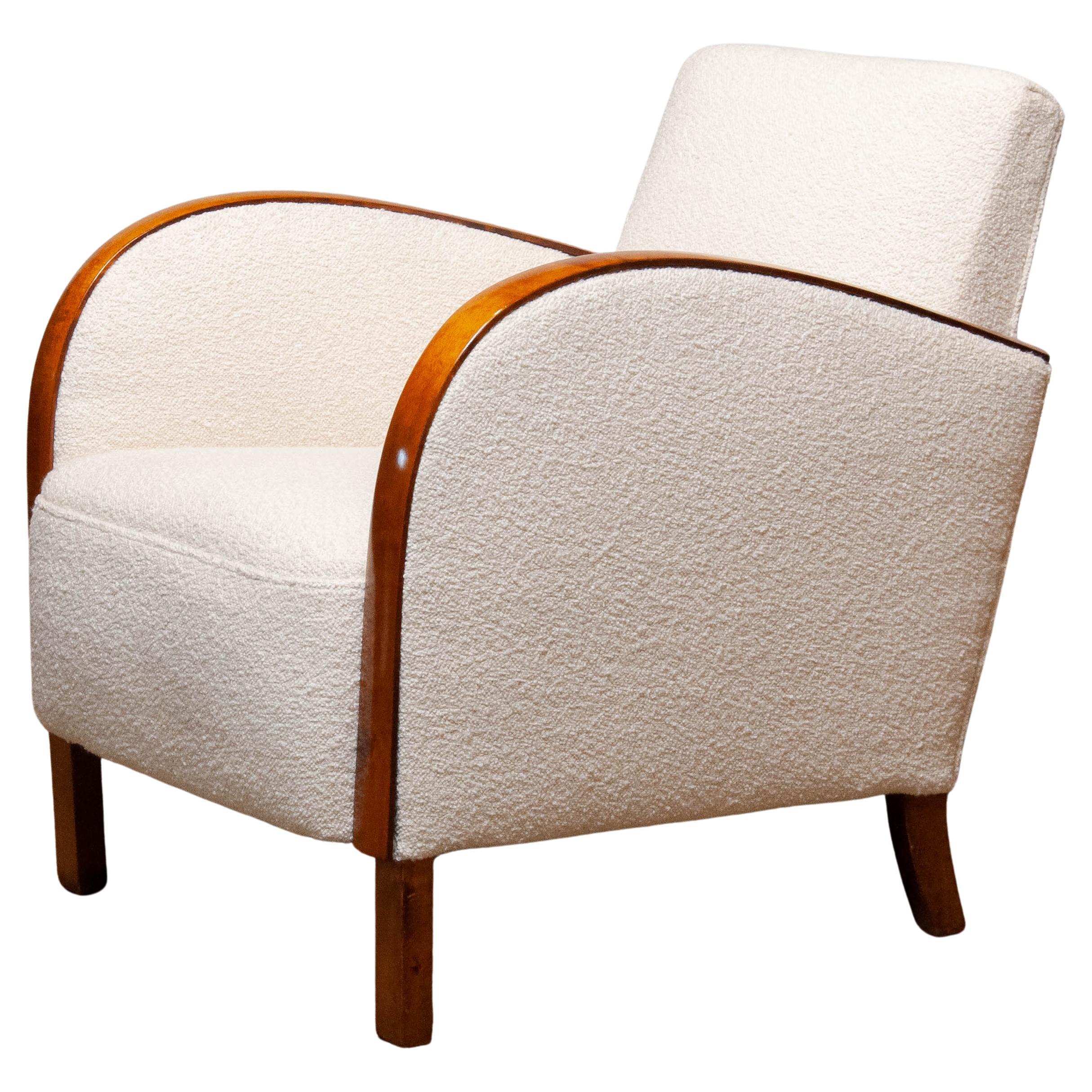 Swedish Art Deco / Biedermeier Lounge Chair in White Bouclé and Walnut Armrests