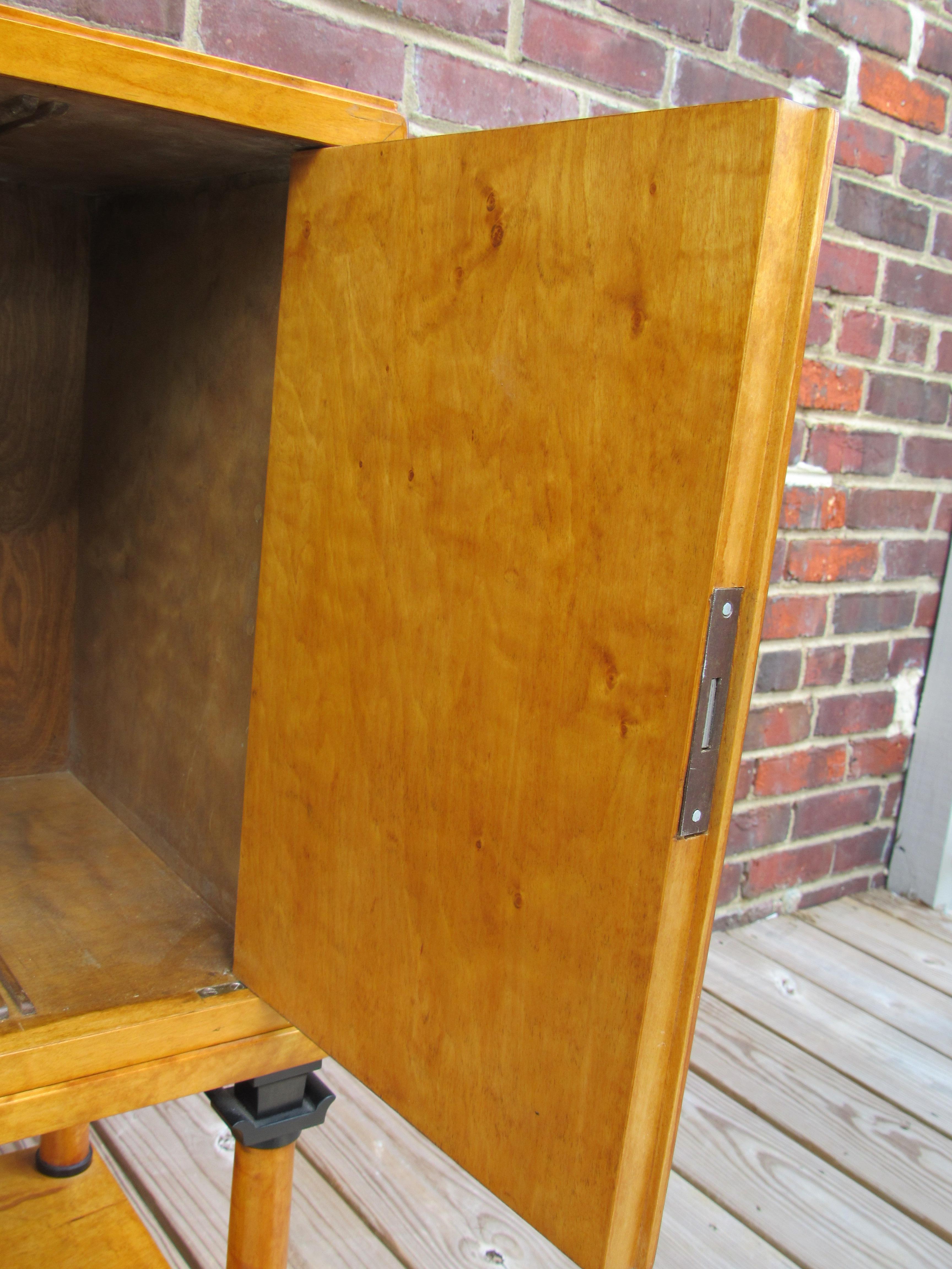 Swedish Art Deco Biedermeier Revival Bar Cabinet in Golden Birch and Rosewood  For Sale 5