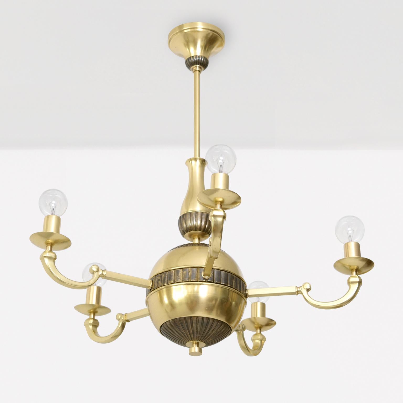 Swedish Art Deco Brass 5-arm Chandelier with patinated details  In Excellent Condition For Sale In New York, NY