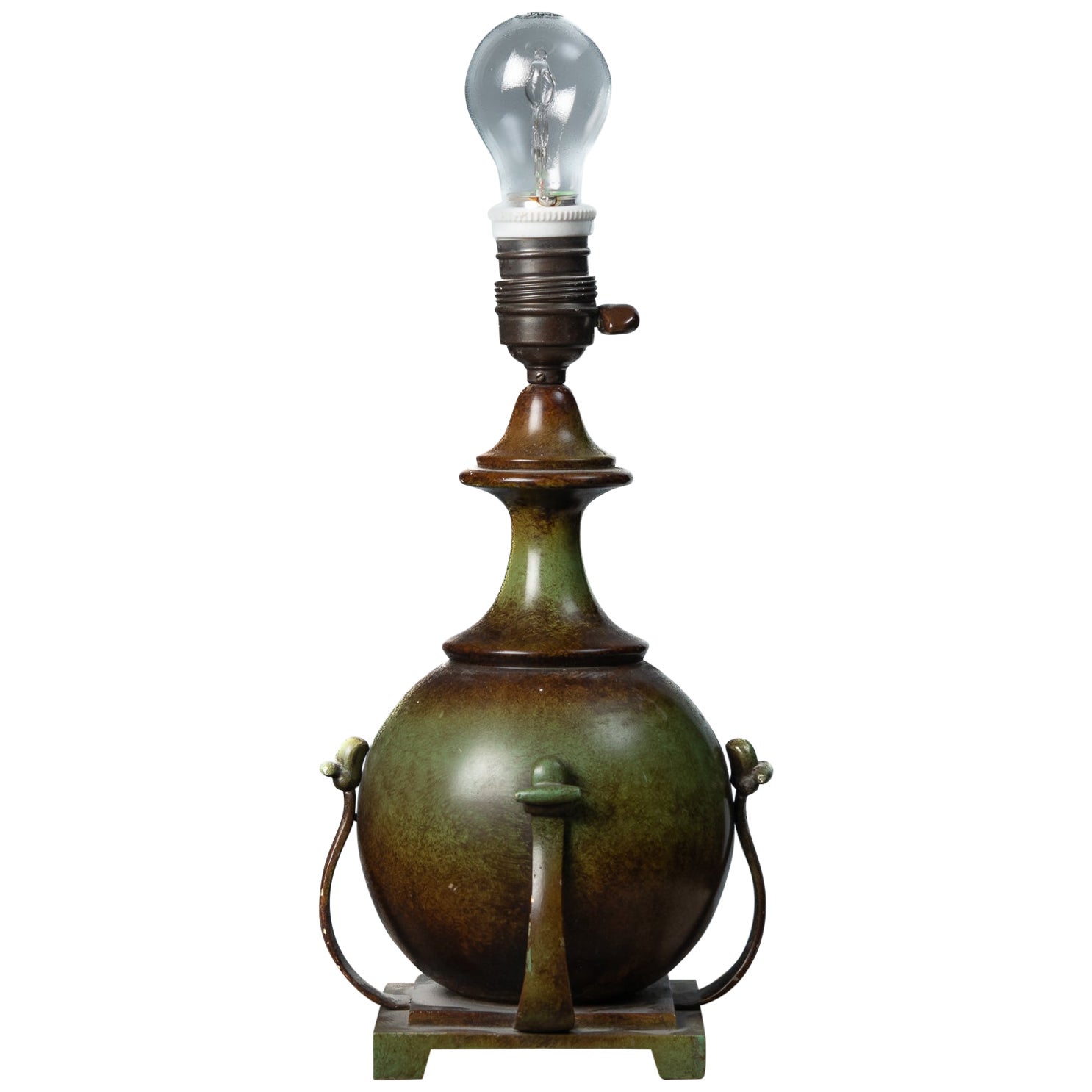 Piede di lampada da tavolo svedese in ottone Art Deco in vendita