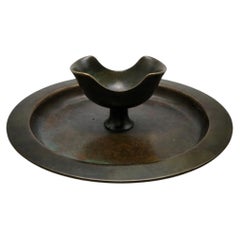Plat suédois Art déco en bronze avec bol surélevé par GAB, années 1930