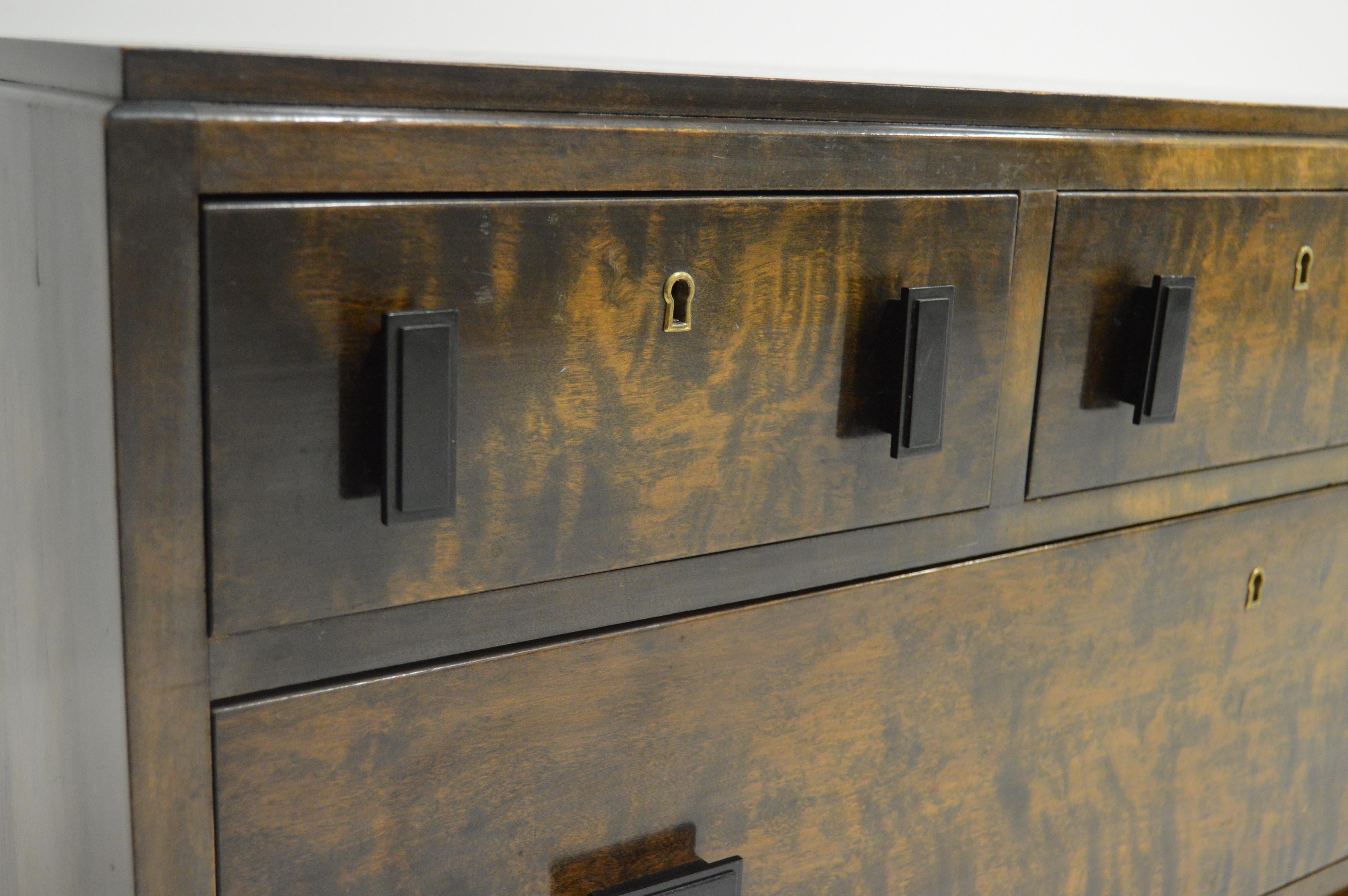 Swedish Art Deco Chest of Drawers For Sale 3
