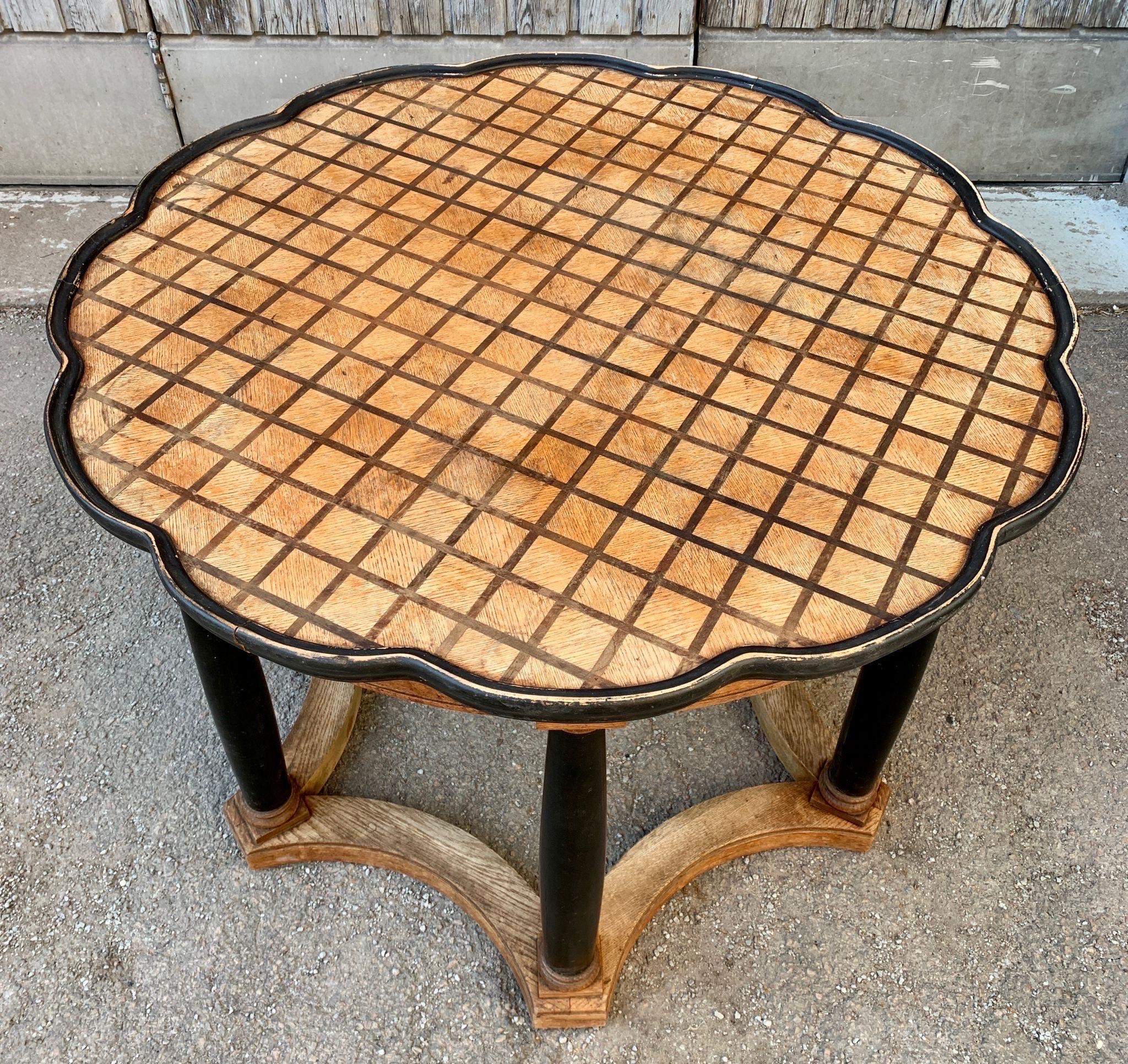 Swedish Art Deco Cocktail Table in Oak Marquetry 3
