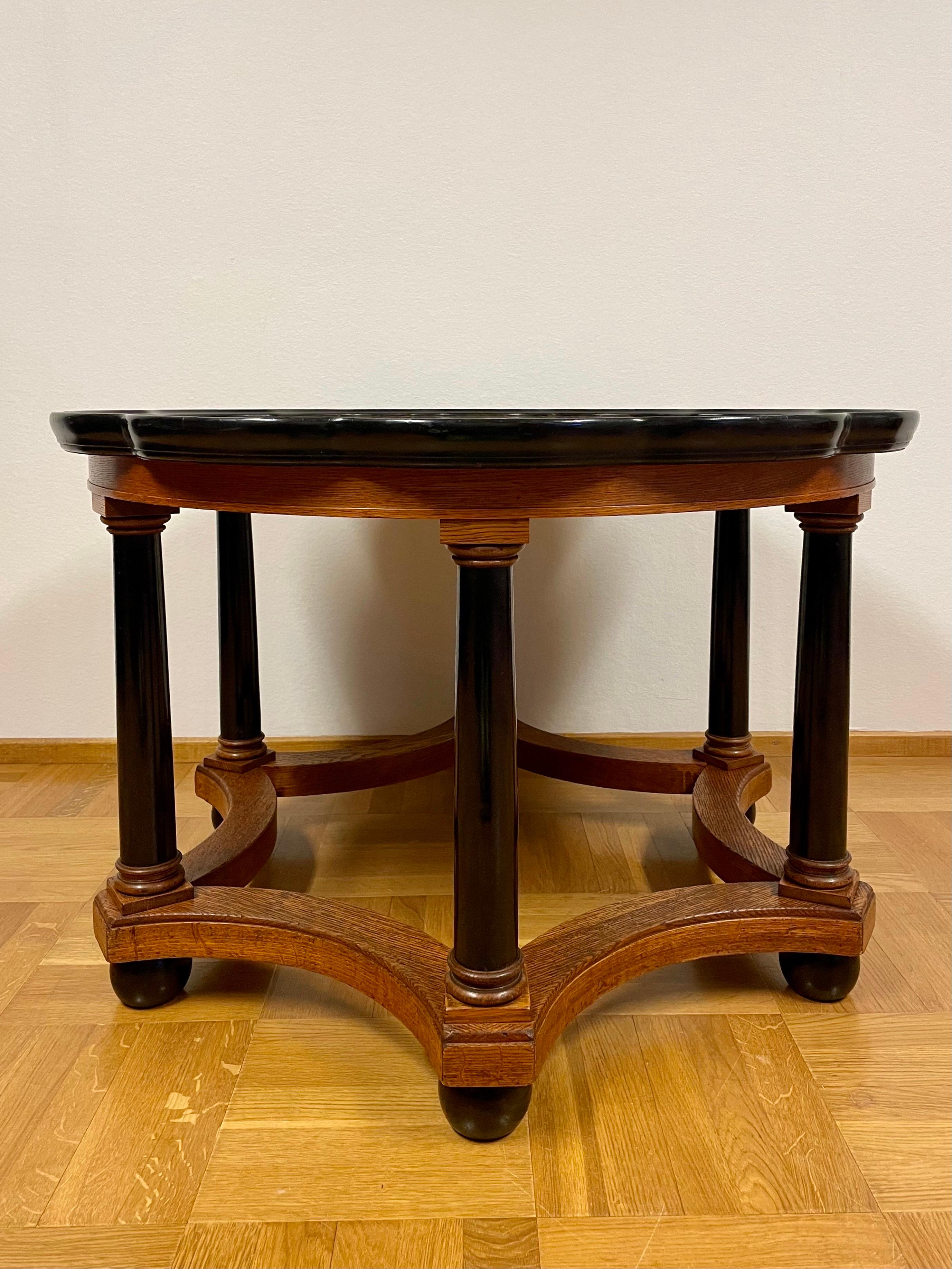 Hand-Crafted Swedish Art Deco Coffee Table in the Manner of David Blomberg Nordiska Kompaniet For Sale