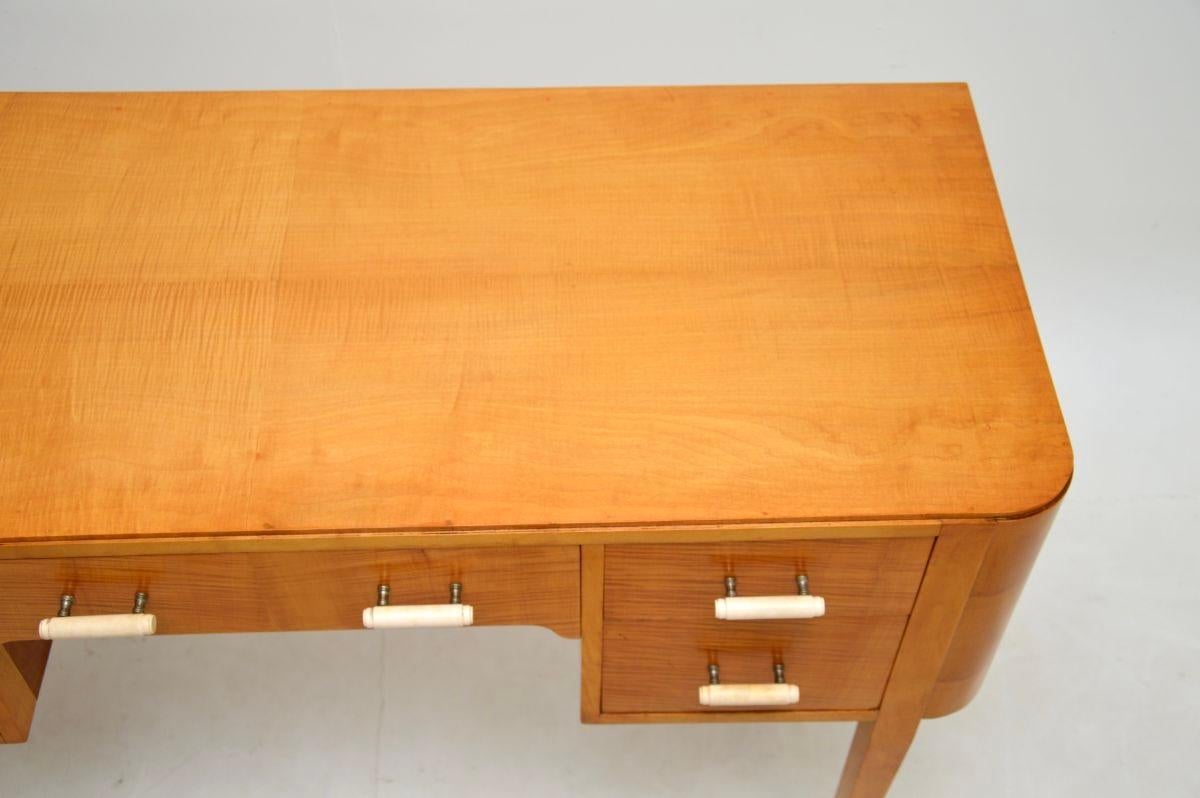 Swedish Art Deco Desk in Satin Birch 5