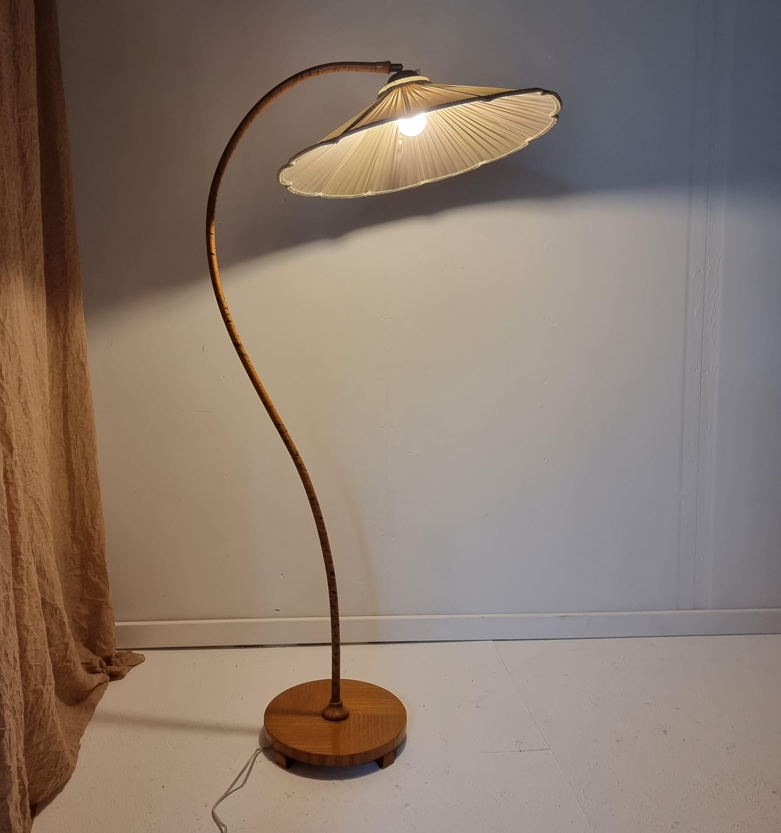 Wood Swedish Art Deco, Floor Lamp by Aage Eriksson, Midskog, Original Label