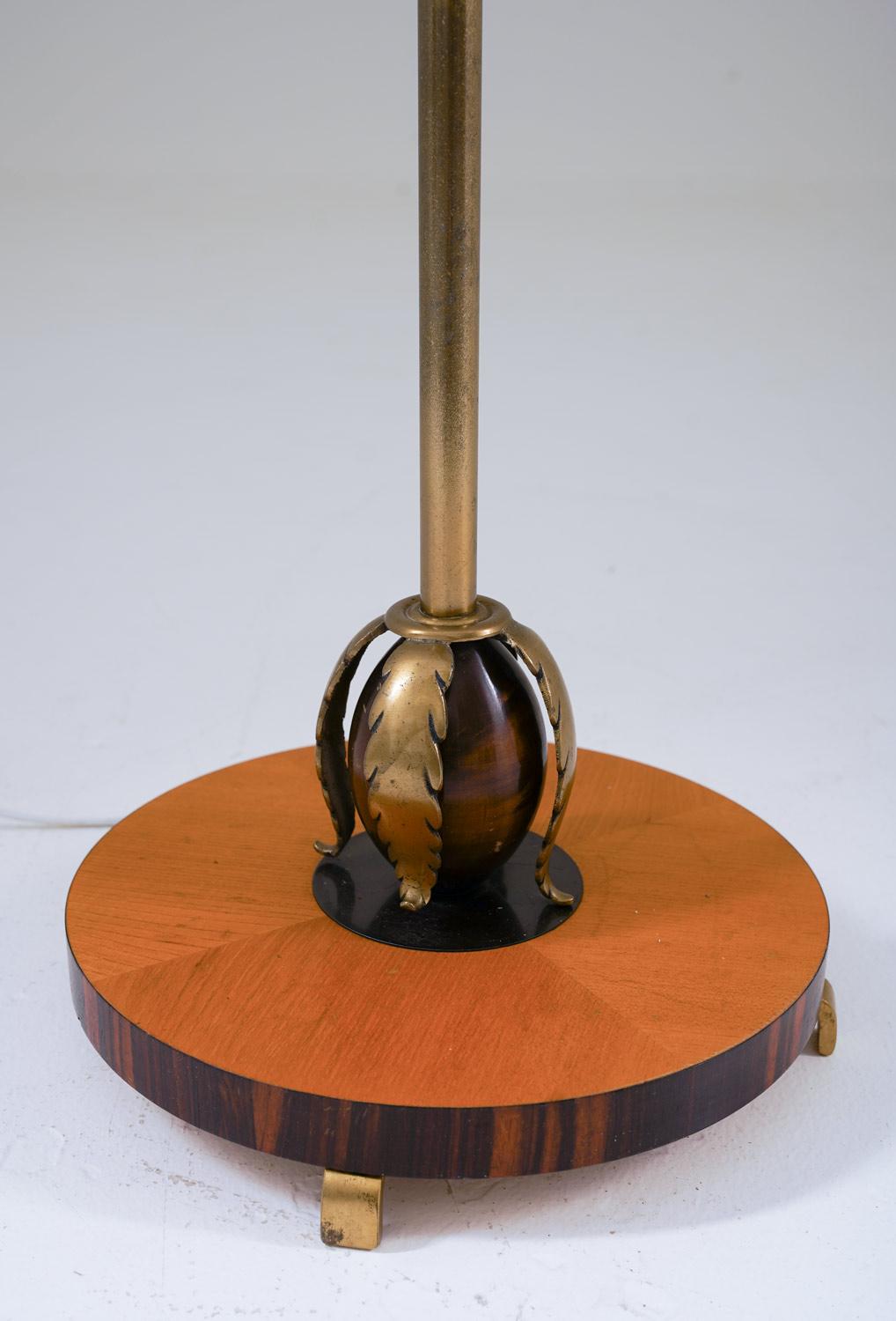 Swedish Art Deco Floor Lamp in Brass, 1930s In Good Condition For Sale In Karlstad, SE