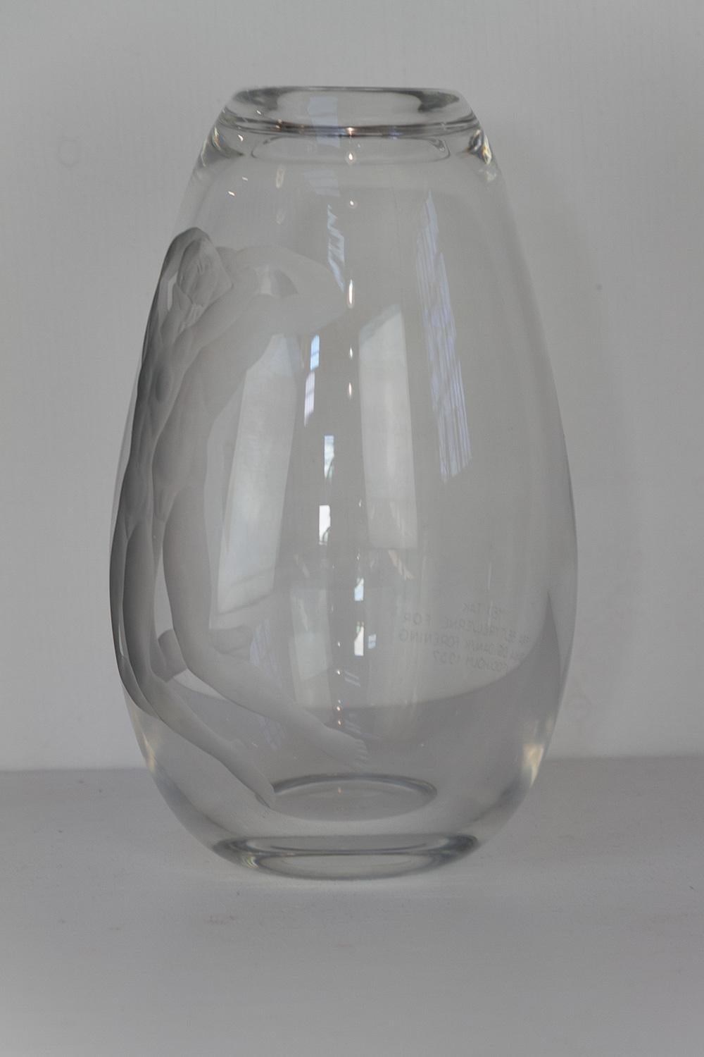 Vaso in vetro Swedish Art Glass con coppia di Vicke Lindstrand per Orrefors, 1930. in vendita 12
