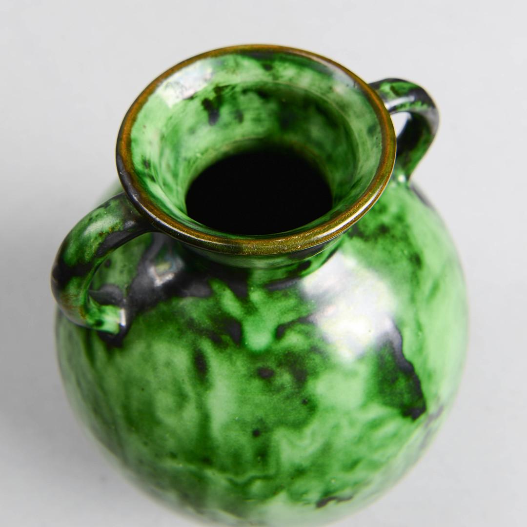 Vase suédois en céramique vernissée verte The Artfulene Green Greene - Par Erik Mornils pour Nittsjö Bon état - En vente à Stockholm, SE