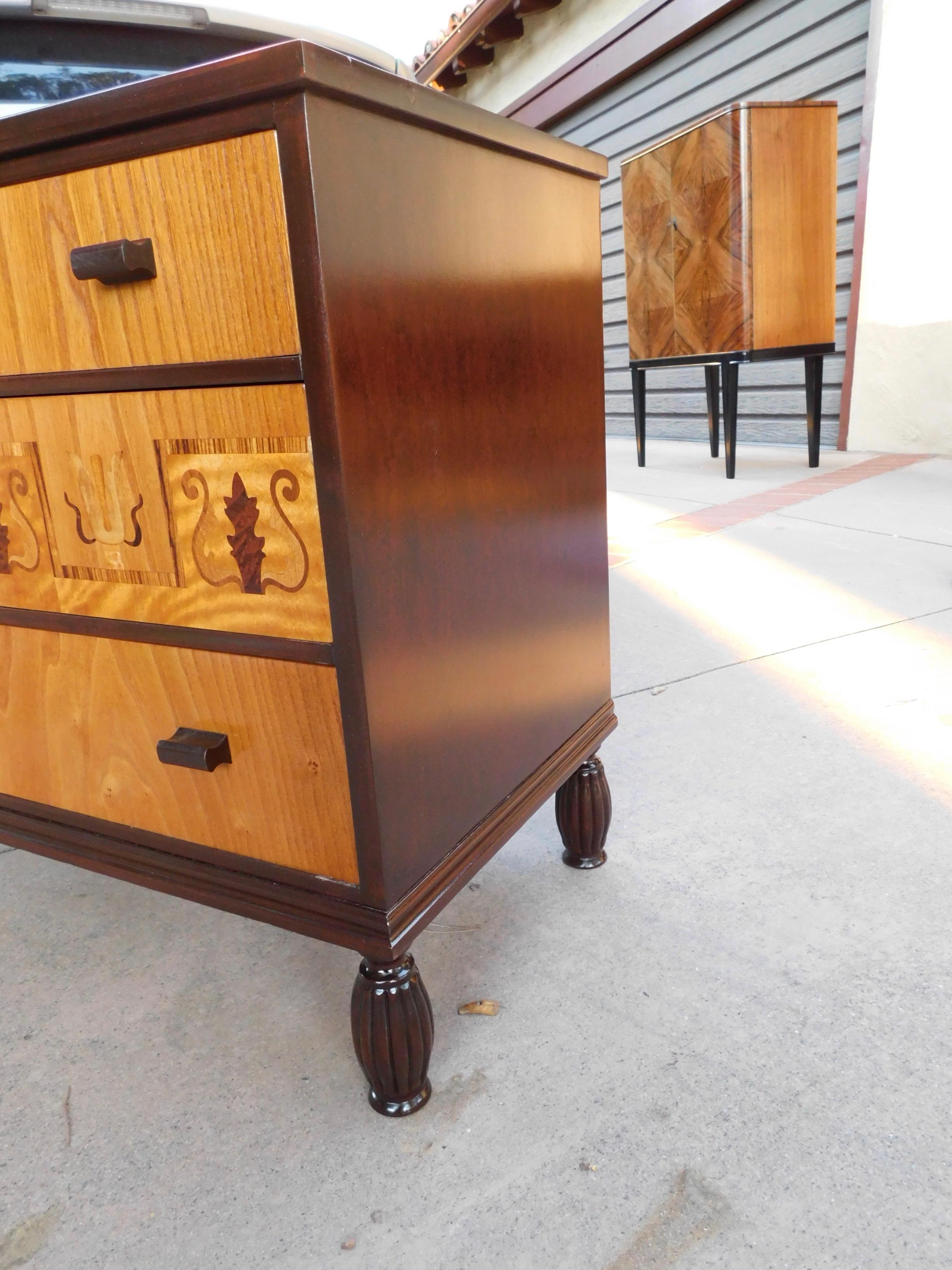Swedish Art Deco Inlaid Chest of Drawers in Elm, Rosewood and Birch Root, 1930s 4