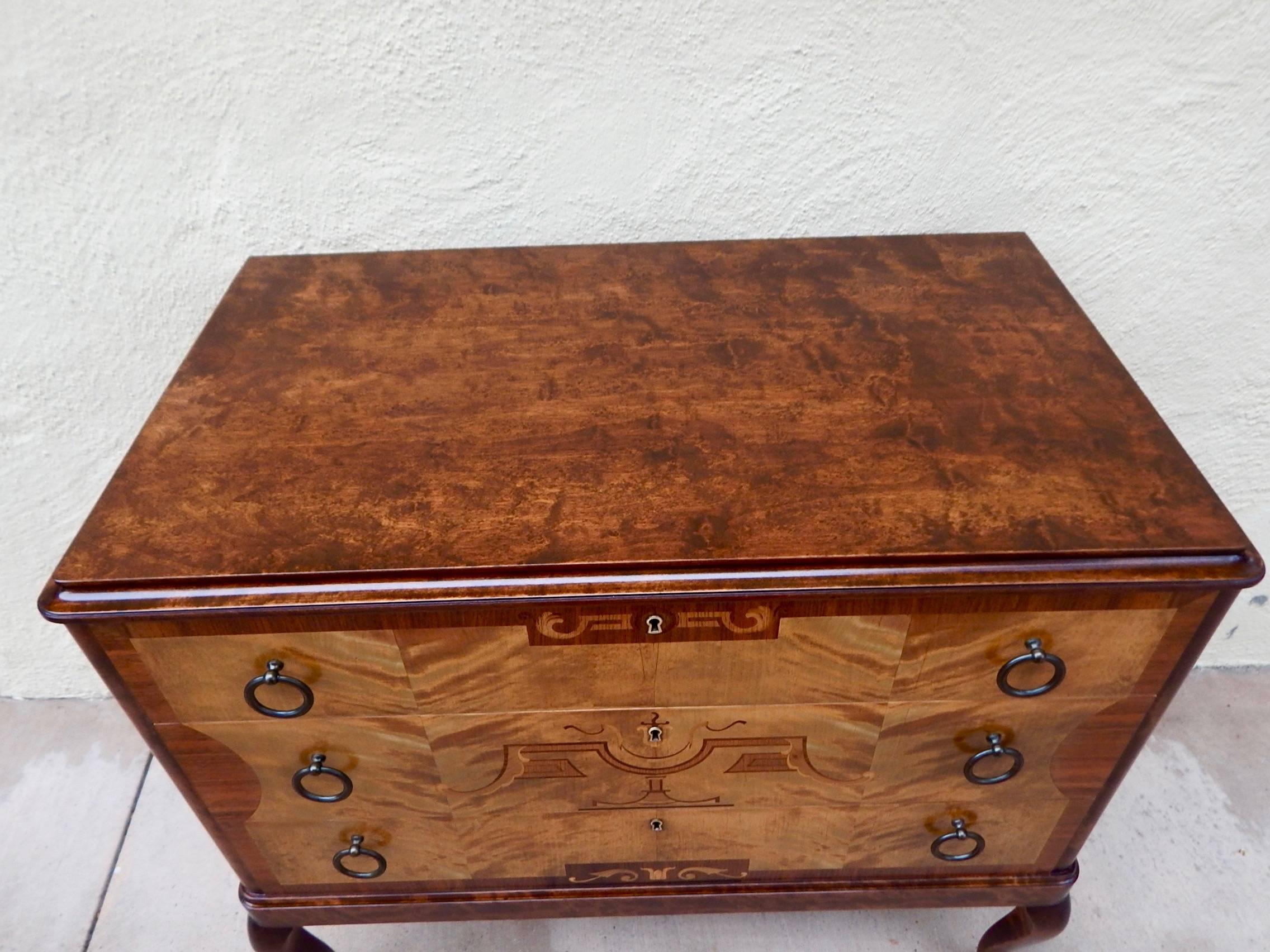 Birch Swedish Art Deco Inlaid Chest of Drawers by Eric Chambert, Circa 1920 For Sale