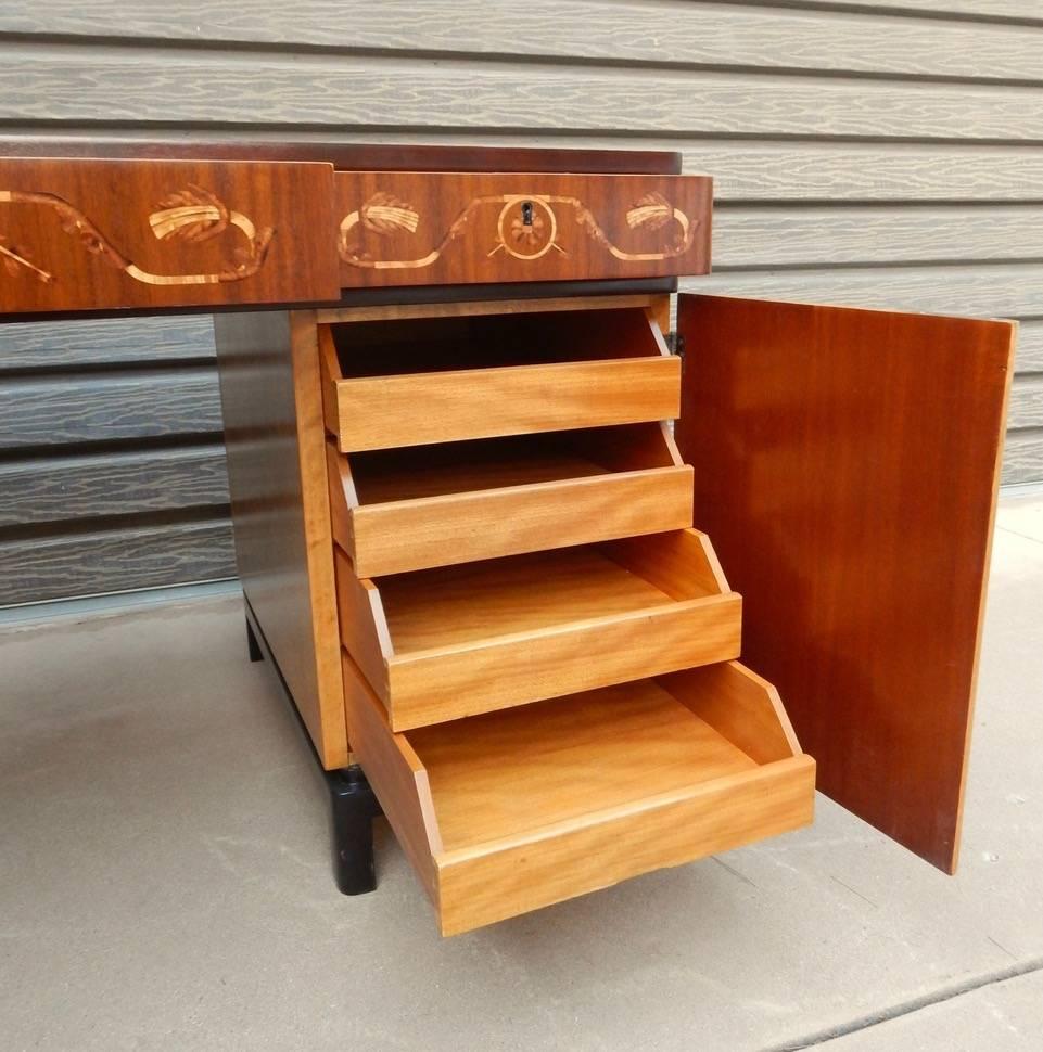 Swedish Art Deco Inlaid Desk by Ferdinand Lundquist, circa 1930 2