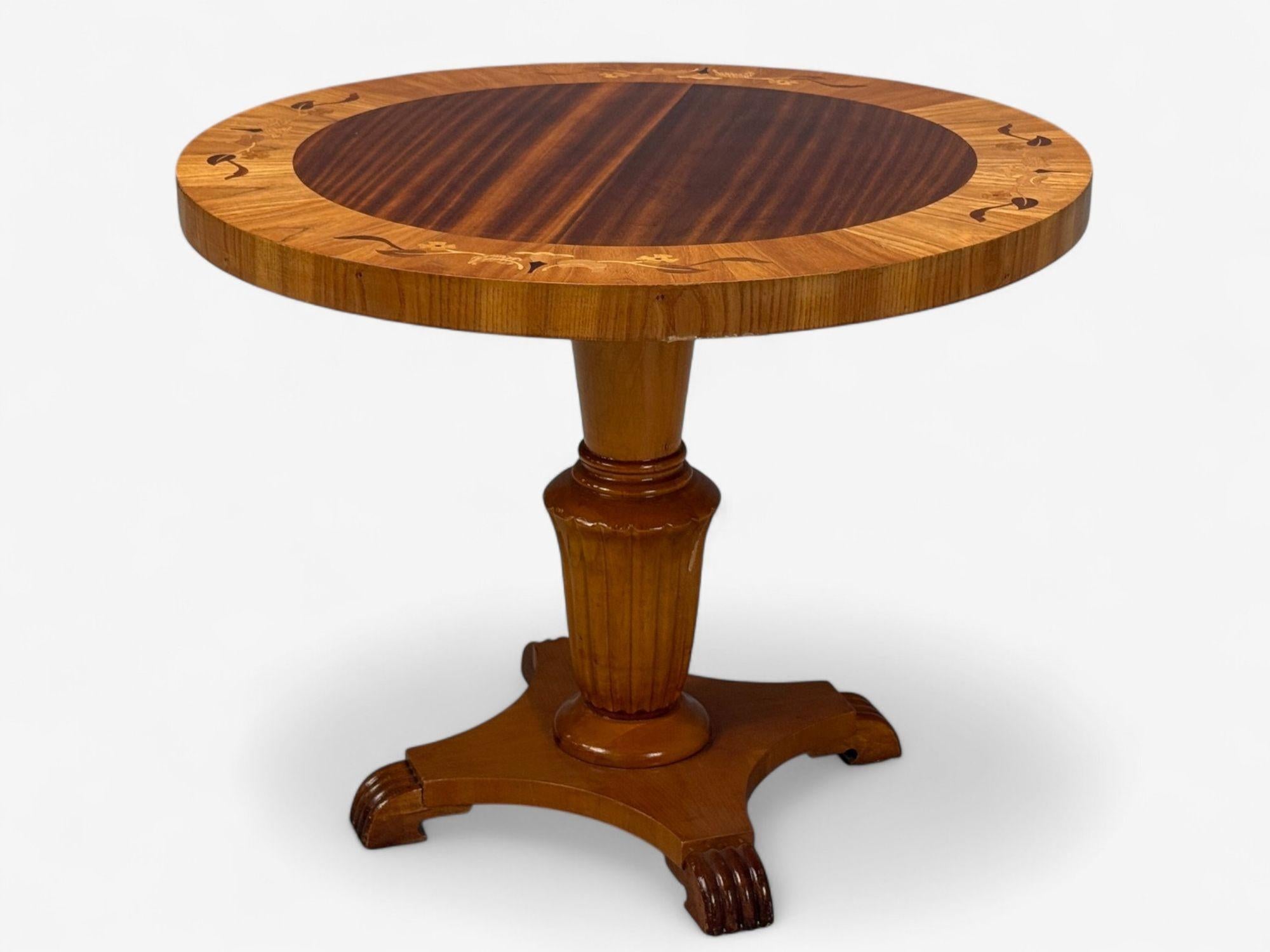 Swedish Art Deco, Marquetry Inlay, Wood, Center Table, Sweden, 1930s In Good Condition For Sale In Manhasset, NY