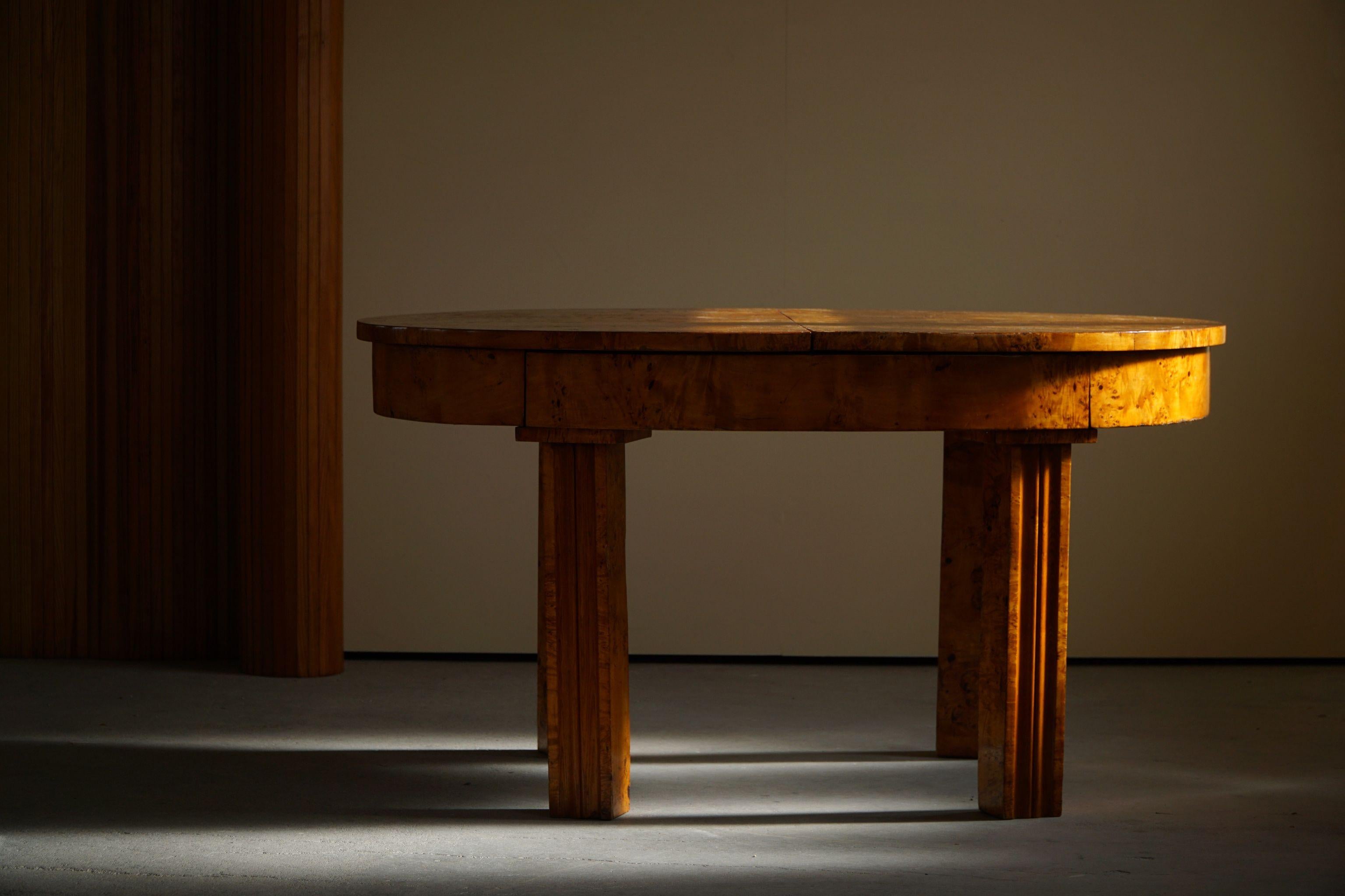 Swedish Art Deco Oval Dining Table in Burl Wood, 1930s 10