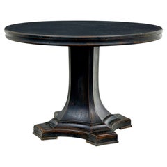 Swedish art deco painted center table by Aktie Bolaget mobilia