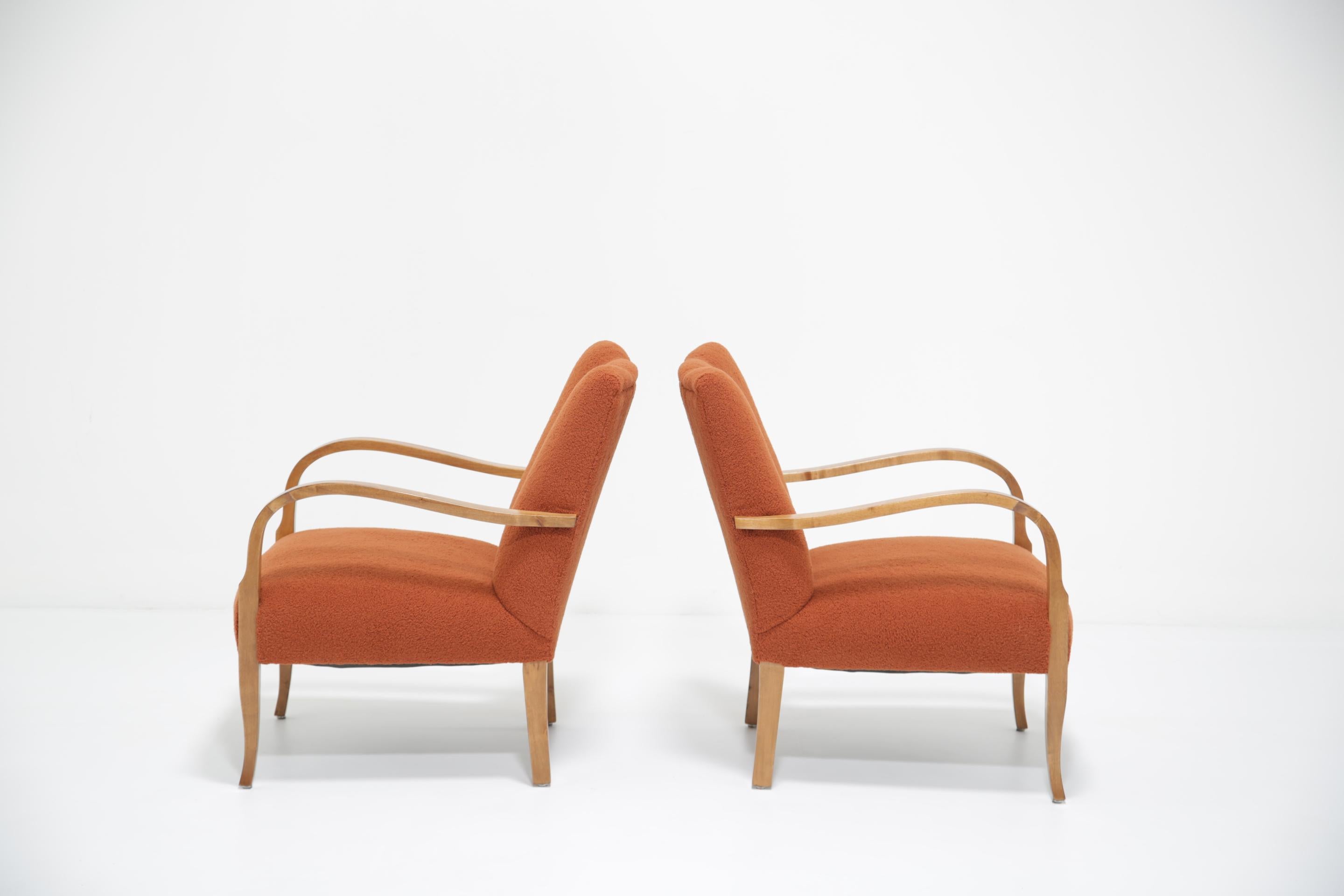 Swedish Art Deco Pair of Terracotta Brown Boucle Armchairs, 1930s. For Sale 5