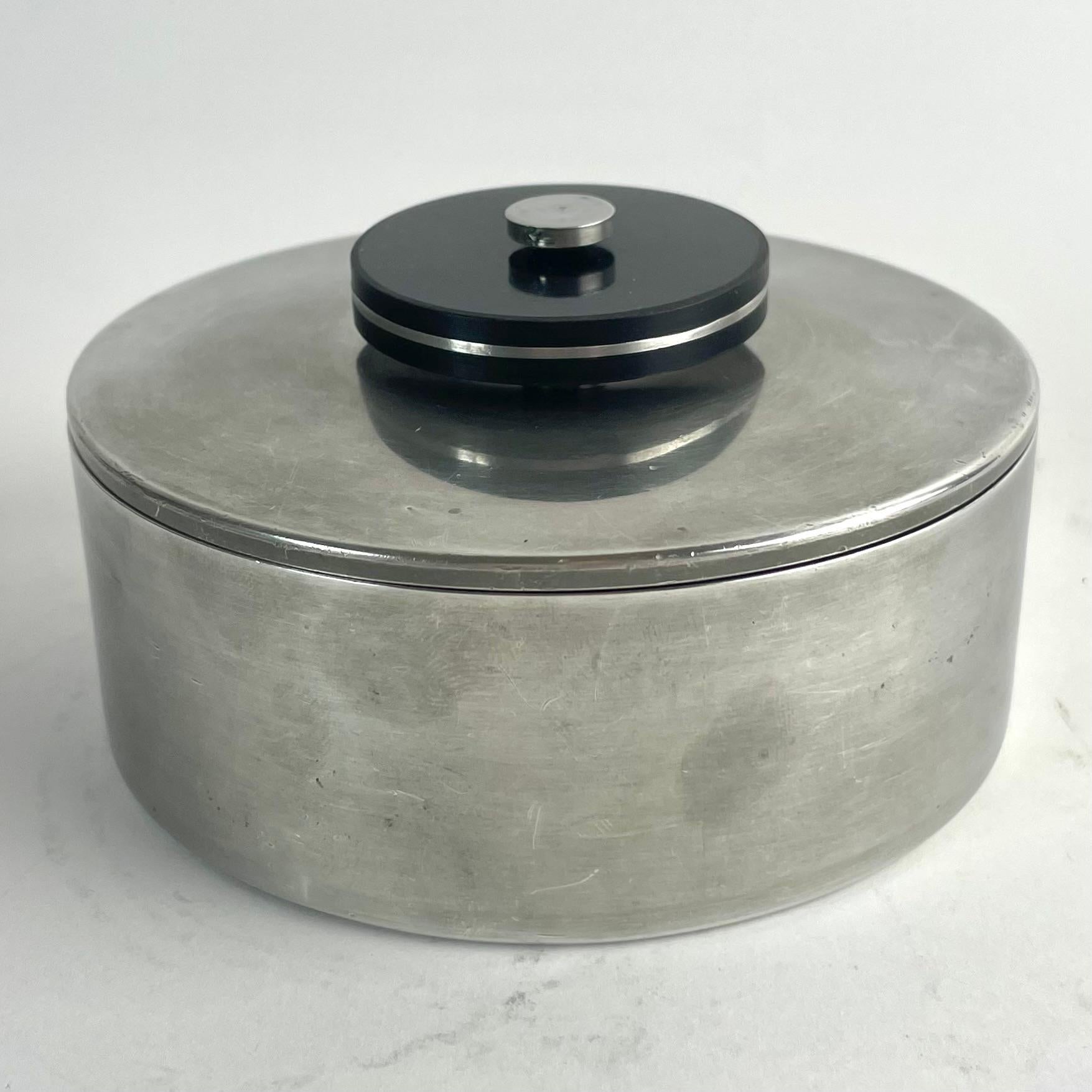 Swedish Art Deco Pewter, Bakelite, and Brass Lidded Box by GAB, 1935 For Sale 2