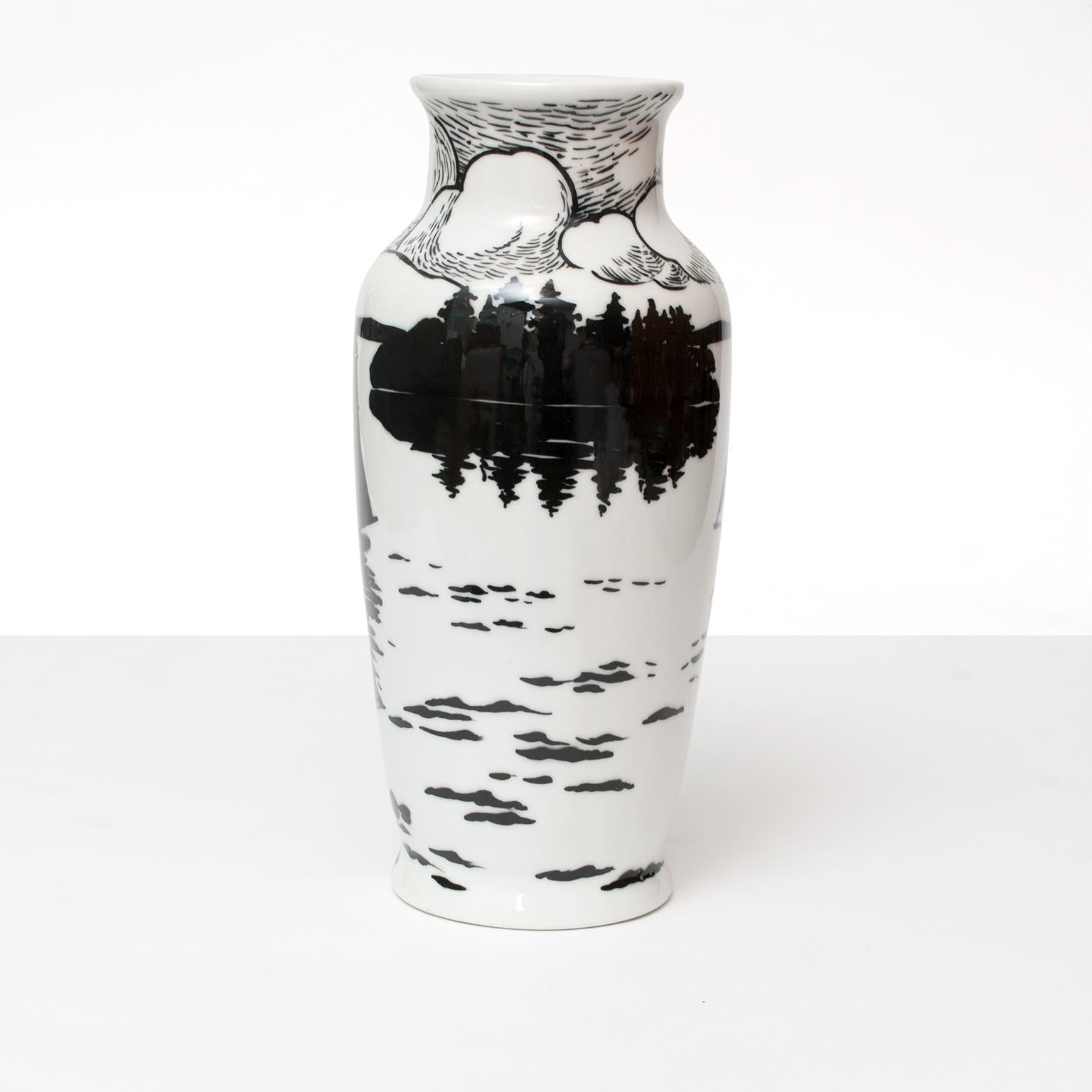 Swedish Art Deco Porcelain Vase by Algot Eriksson, for ALP, Lidkoping For Sale 1