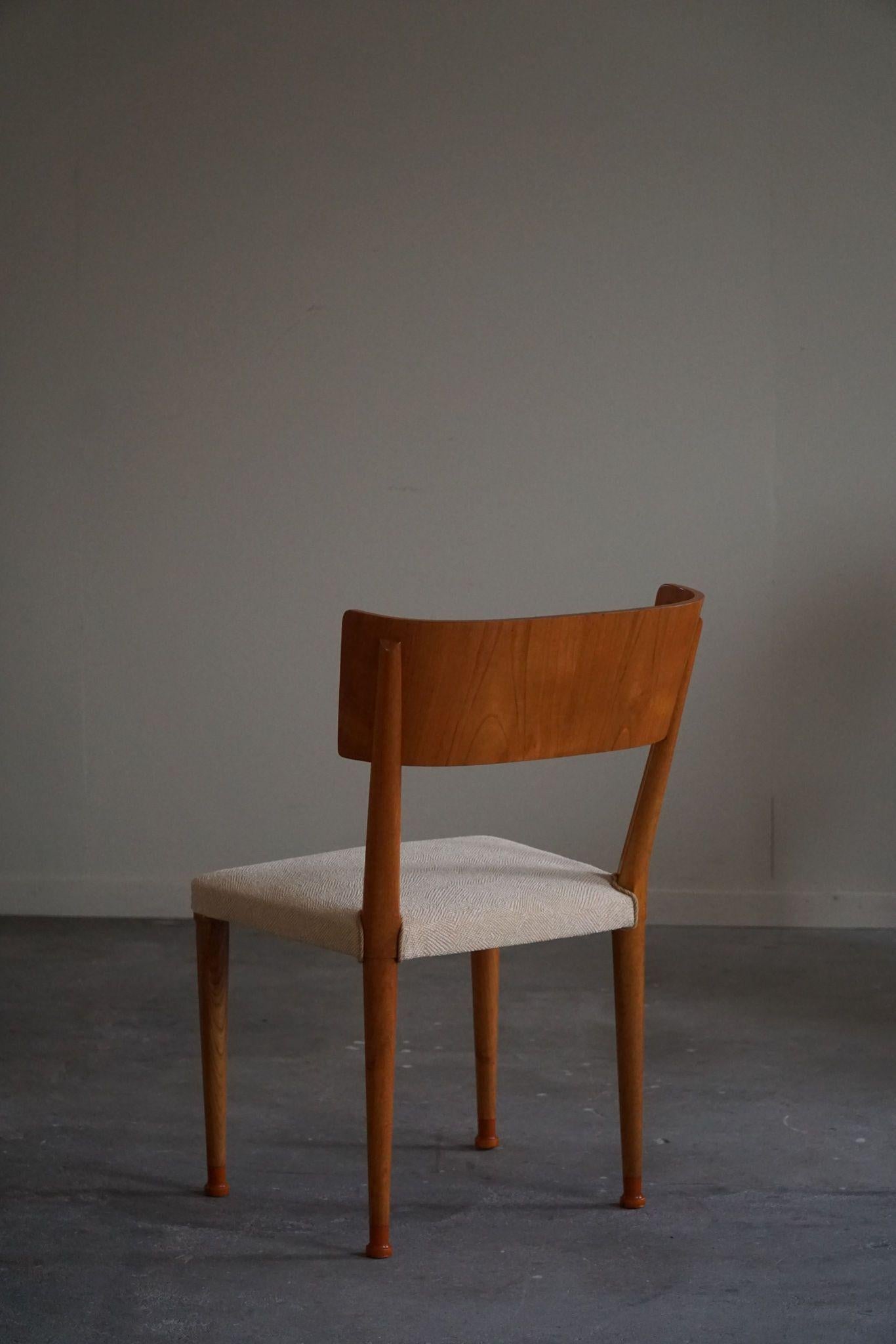 Swedish Art Deco, Set of 4 Klismos Chairs in Birch & Elm, Griffin Inlays, 1930s For Sale 8
