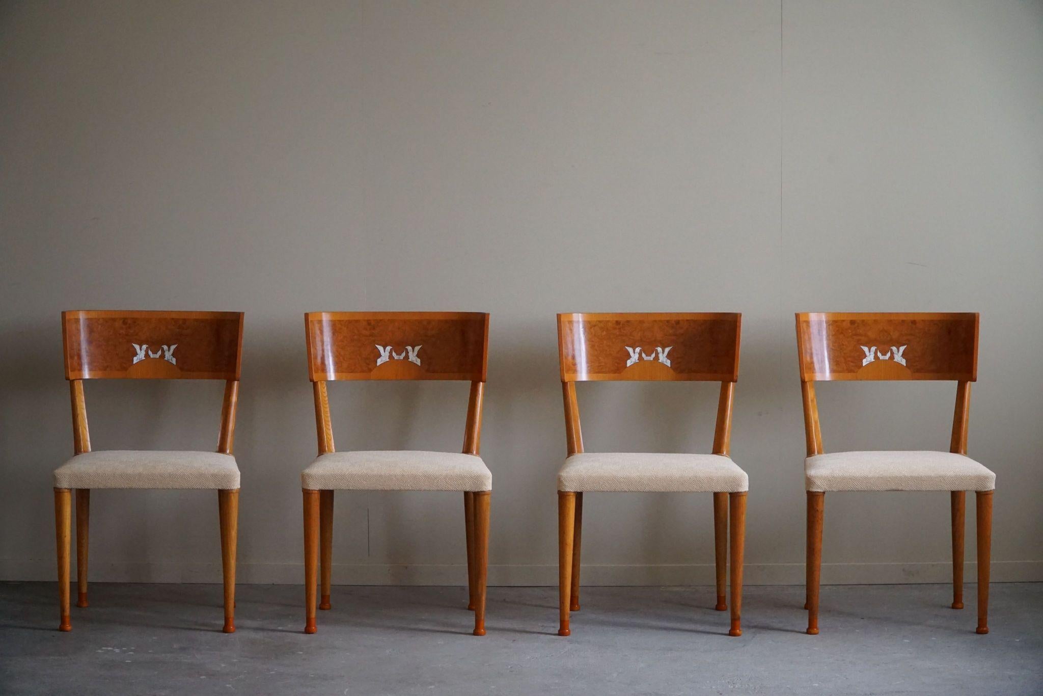 Swedish Art Deco, Set of 4 Klismos Chairs in Birch & Elm, Griffin Inlays, 1930s For Sale 13