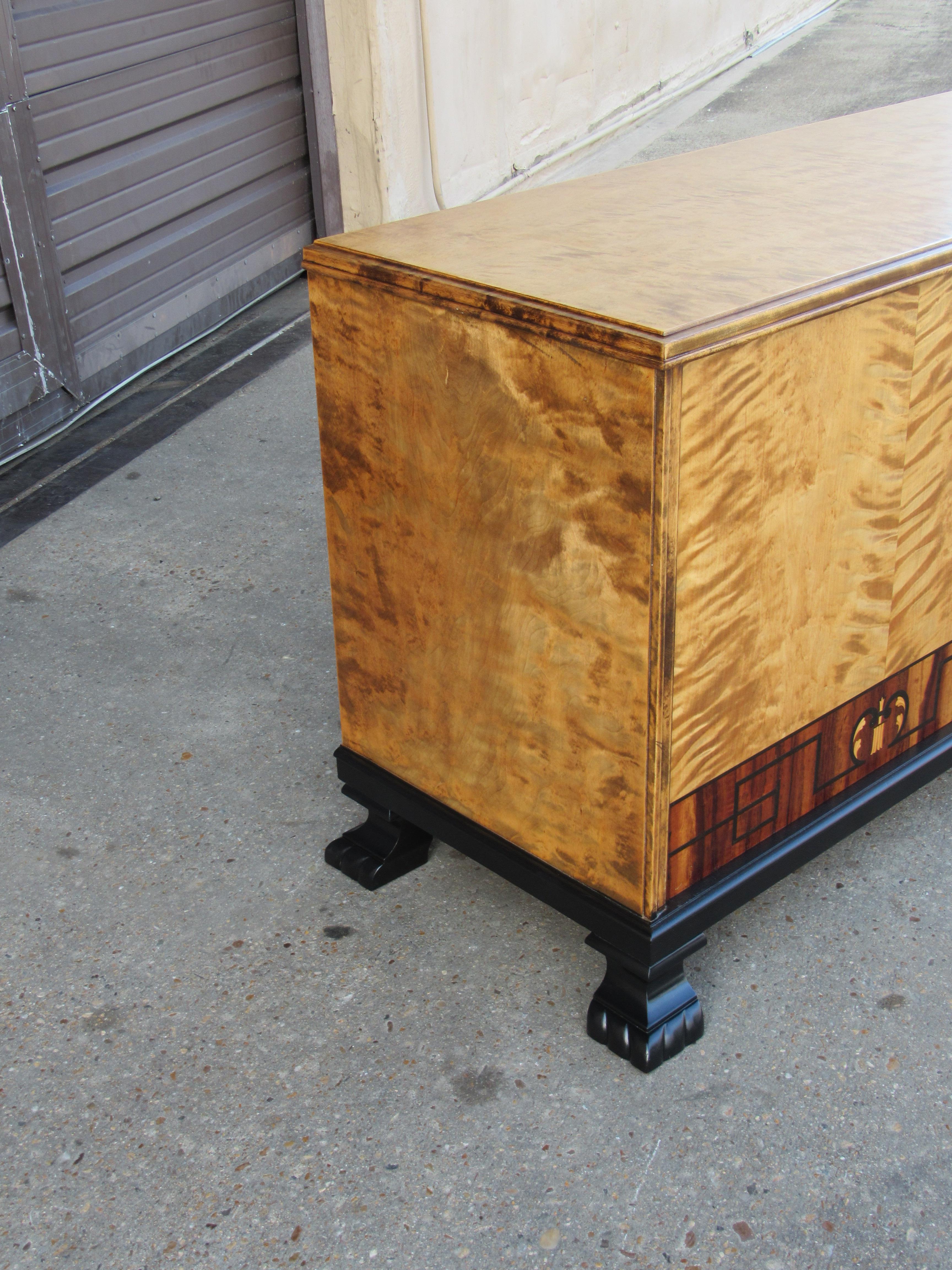 Swedish Art Deco Sideboard/Cabinet in Golden Flame Birch and Rosewood circa 1930 For Sale 11