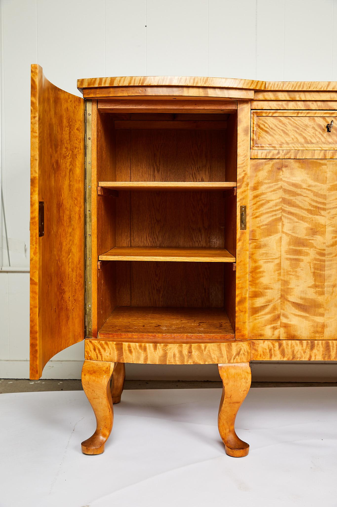 Swedish Art Deco Sideboard of Bookmatched Golden Flame Birch 2