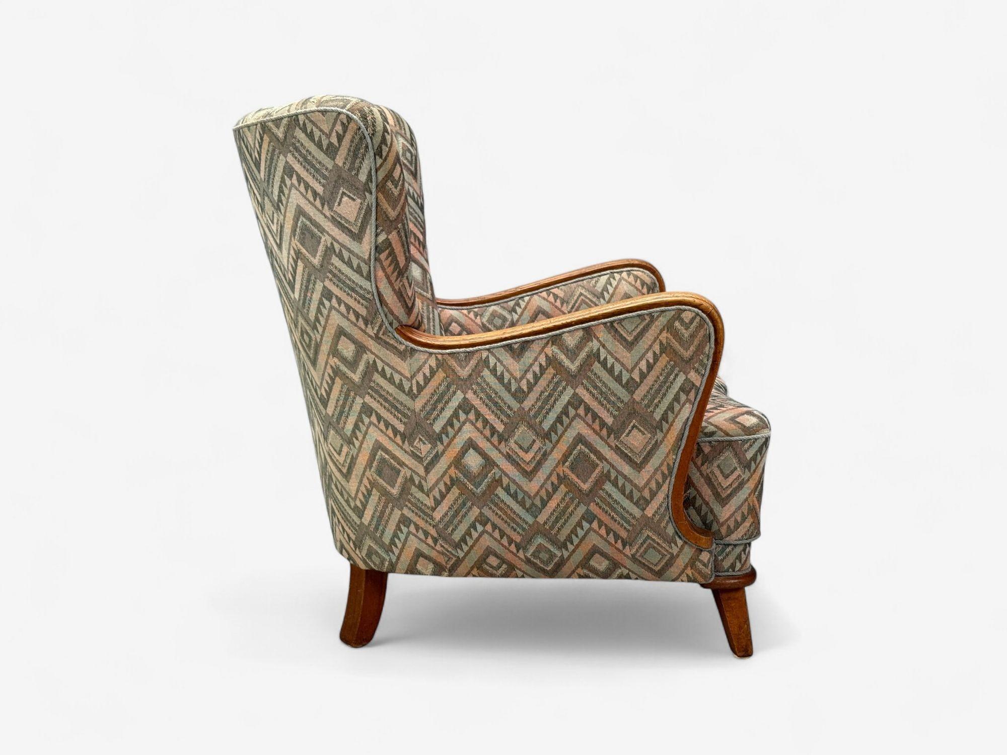 Sedie da salotto svedesi Art Deco, legno macchiato, tessuto, organico, Svezia, anni '70 4