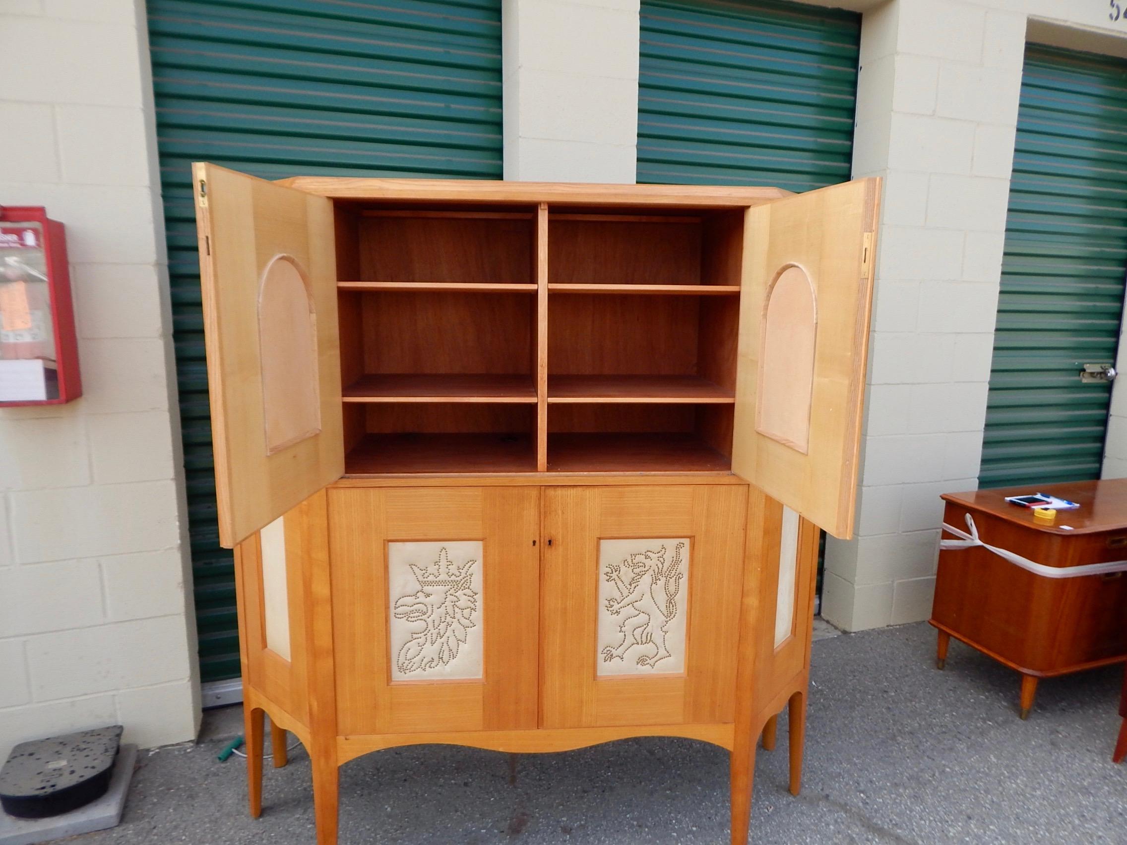 Swedish Art Deco Storage Cabinet by Otto Schulz for Boet For Sale 1