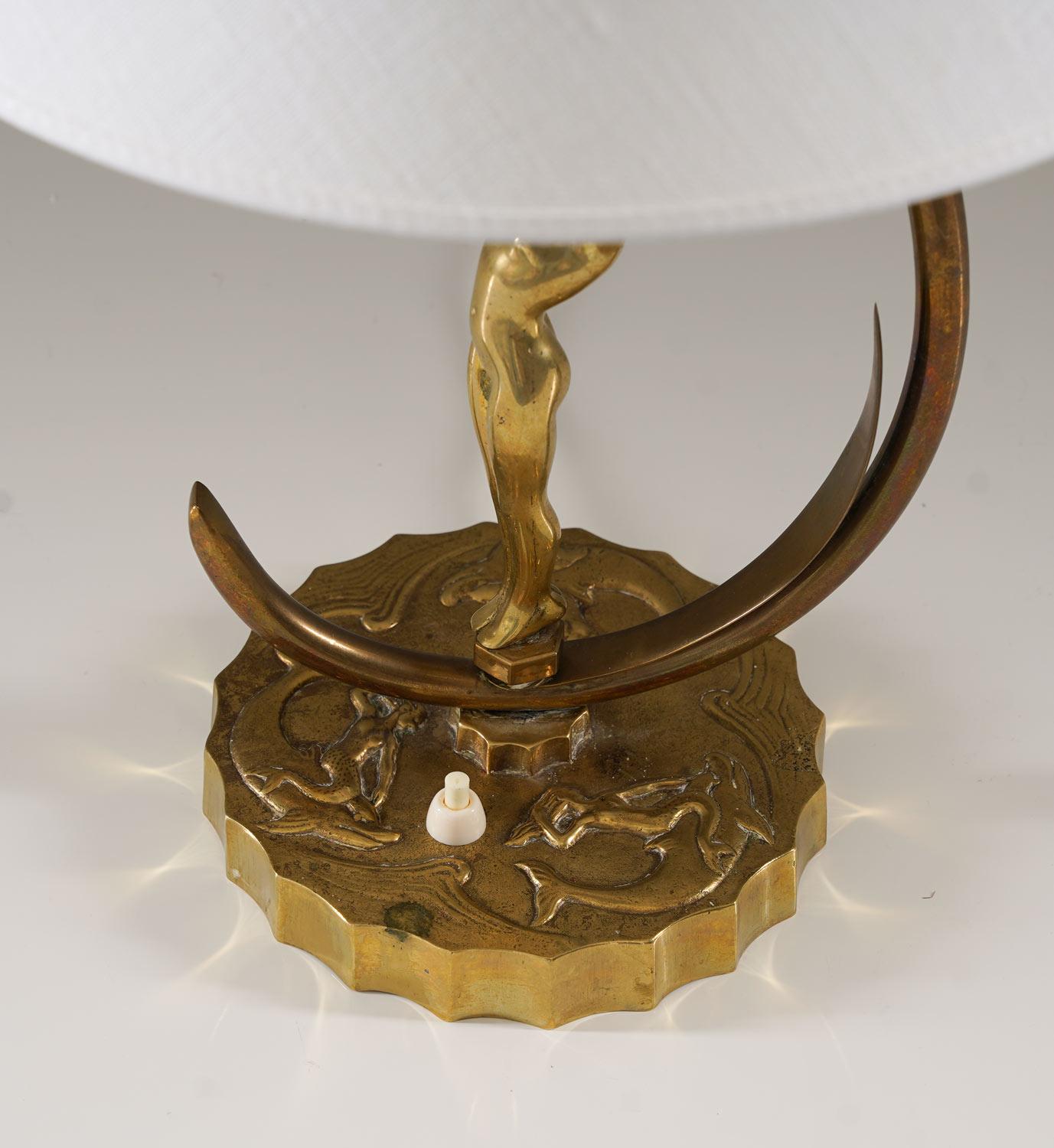 Lampe de table Art déco suédoise en laiton Bon état - En vente à Karlstad, SE