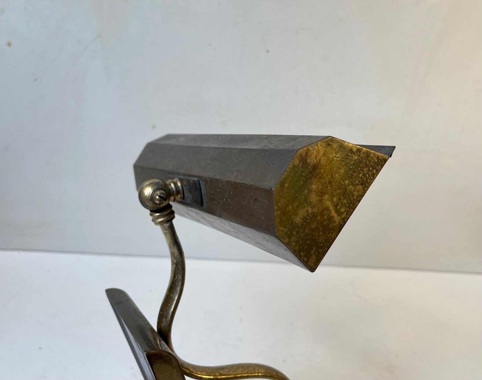 Mid-20th Century Swedish Art Deco Wall Lamp, Sconce in Brass, 1930s For Sale