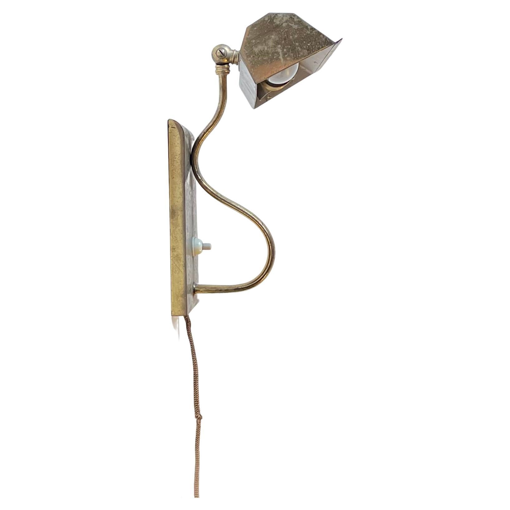 Swedish Art Deco Wall Lamp, Sconce in Brass, 1930s For Sale
