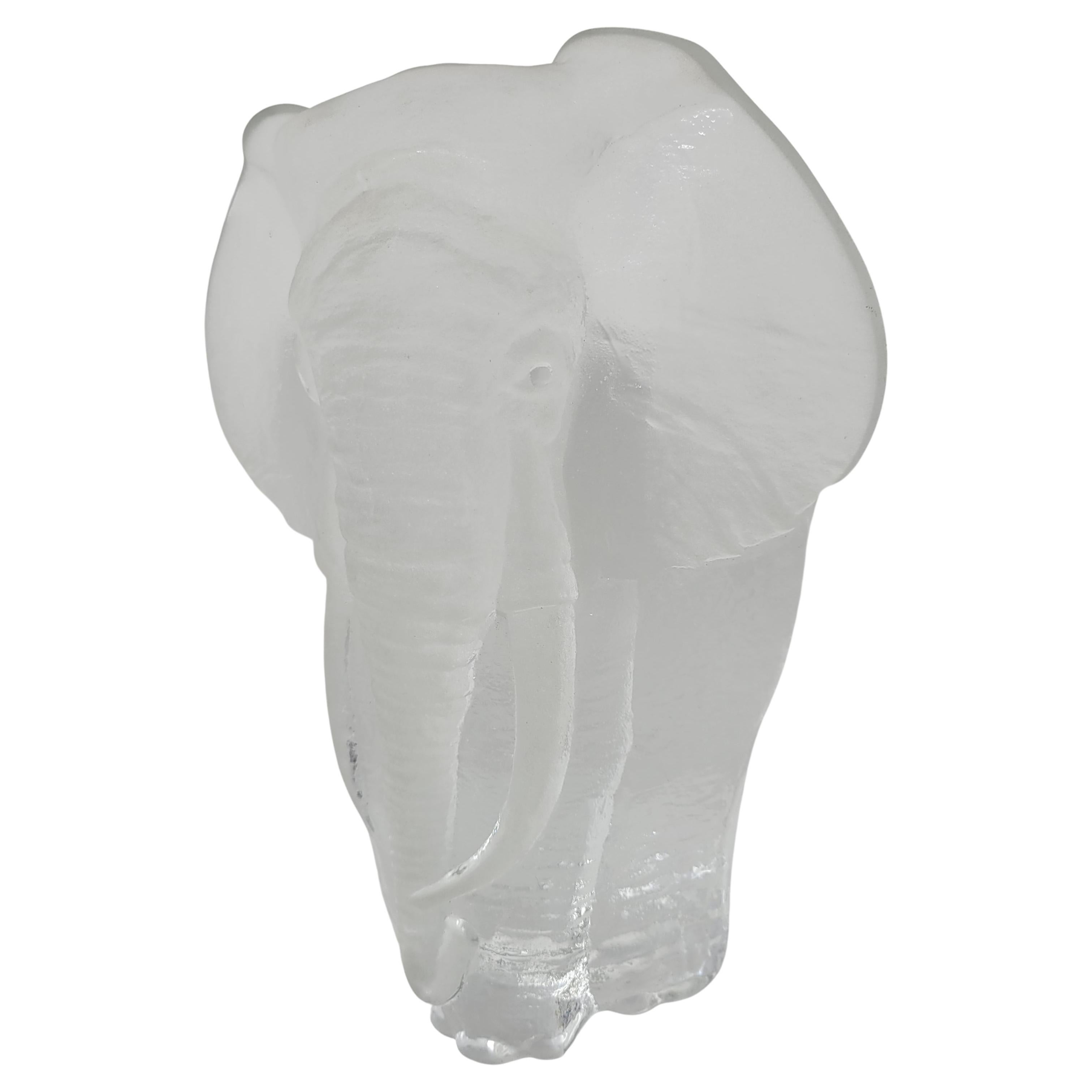 Swedish art glass Elefant im Angebot