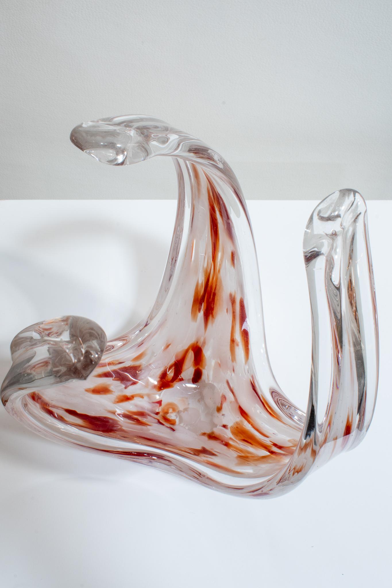Cristal Vase sculptural en verre d'art suédois de forme libre en vente