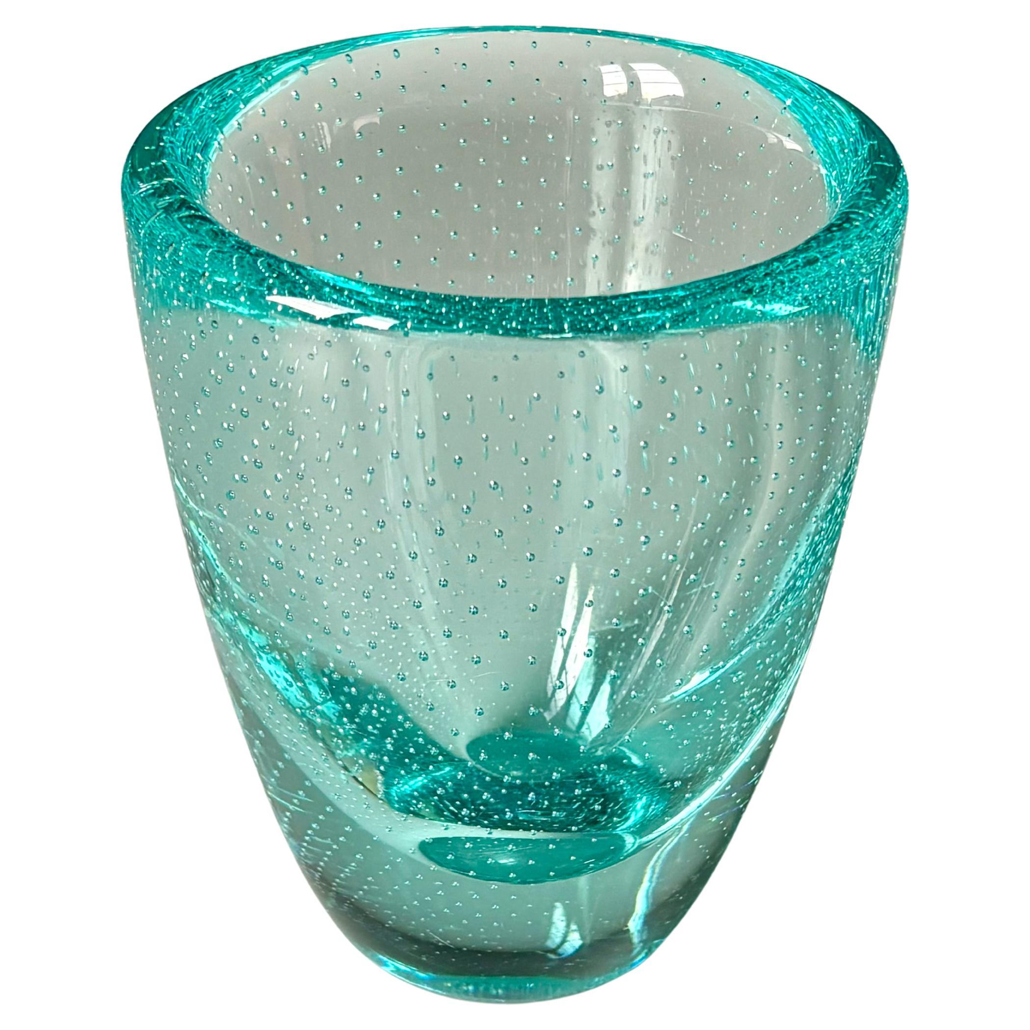 Grüne schwedische Blasenvase aus Kunstglas, 1950er-Jahre