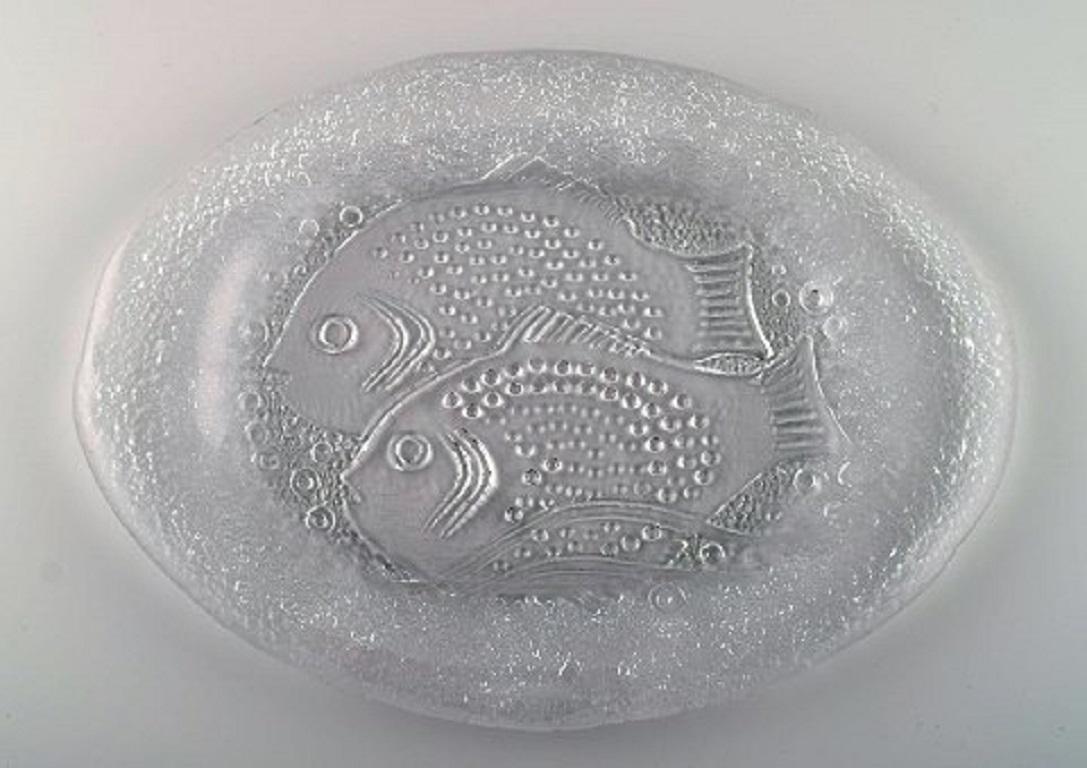 Swedish Art Glass, Six Plates and Two Dishes with Fish Motifs, 1980s 2