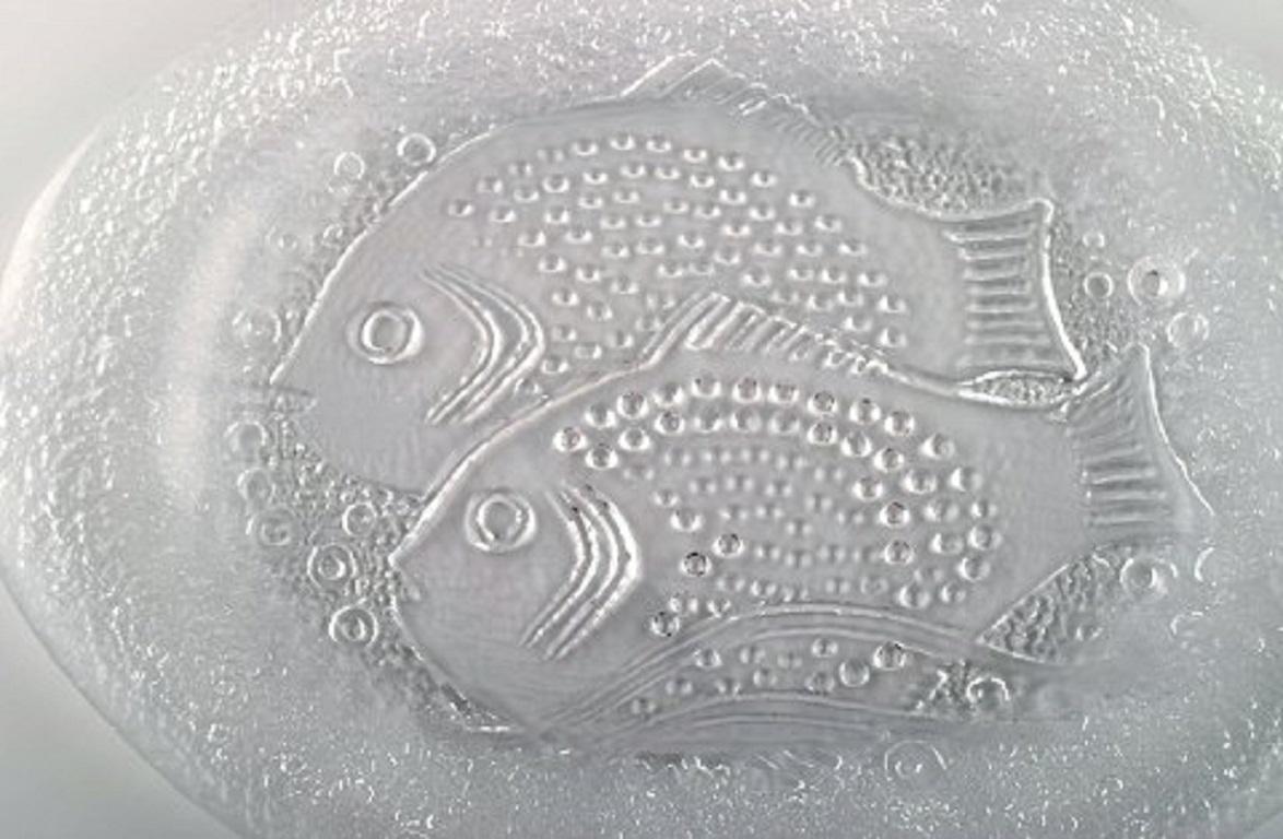 Swedish Art Glass, Six Plates and Two Dishes with Fish Motifs, 1980s 3