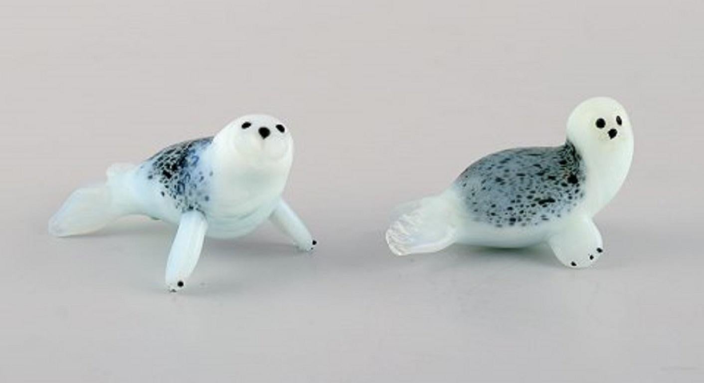 Verre d'art suédois, dix figures miniatures en verre d'art soufflé à la bouche, années 1970-1980 Excellent état - En vente à Copenhagen, DK