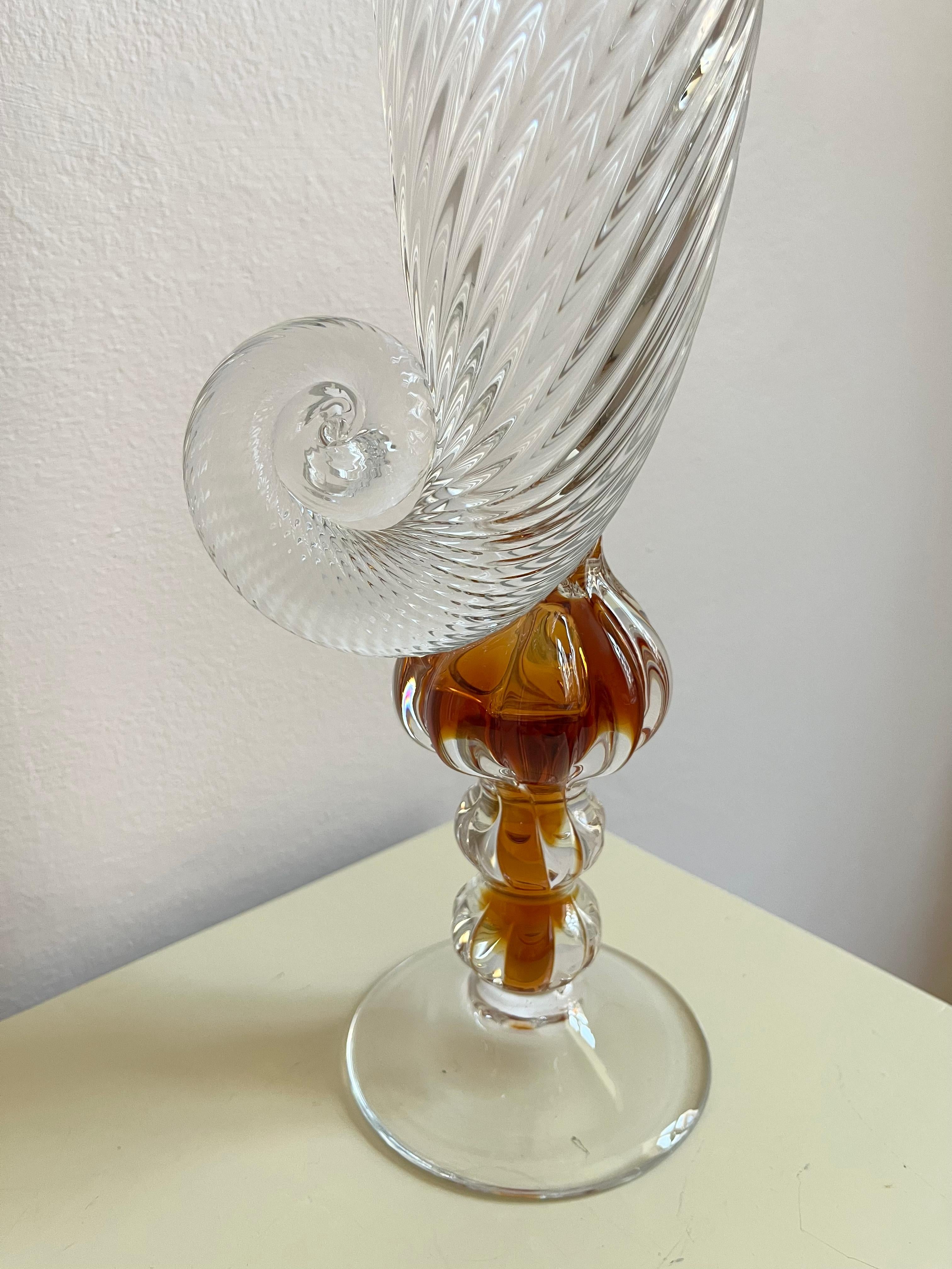 Swedish art glass vase in the shape of a conch shell For Sale 1