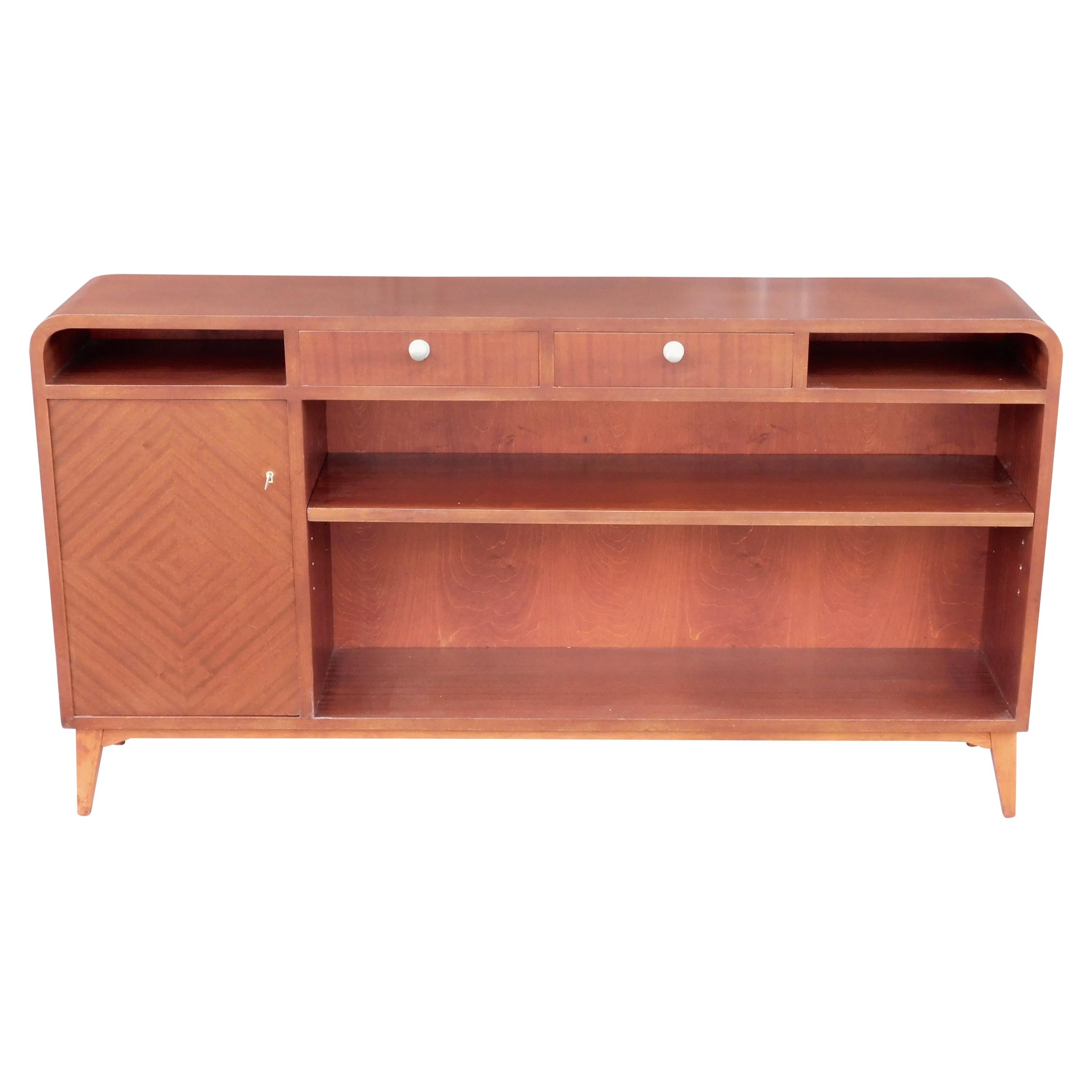 Swedish Art Modern Bookcase in Book Matched Mahogany, circa 1940 For Sale