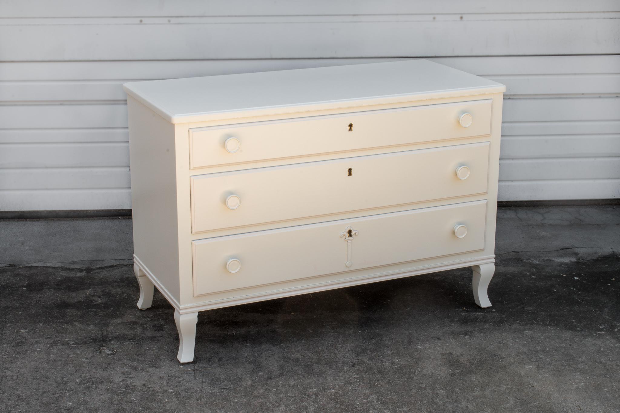 Painted Swedish Art Moderne Chest of Drawers For Sale