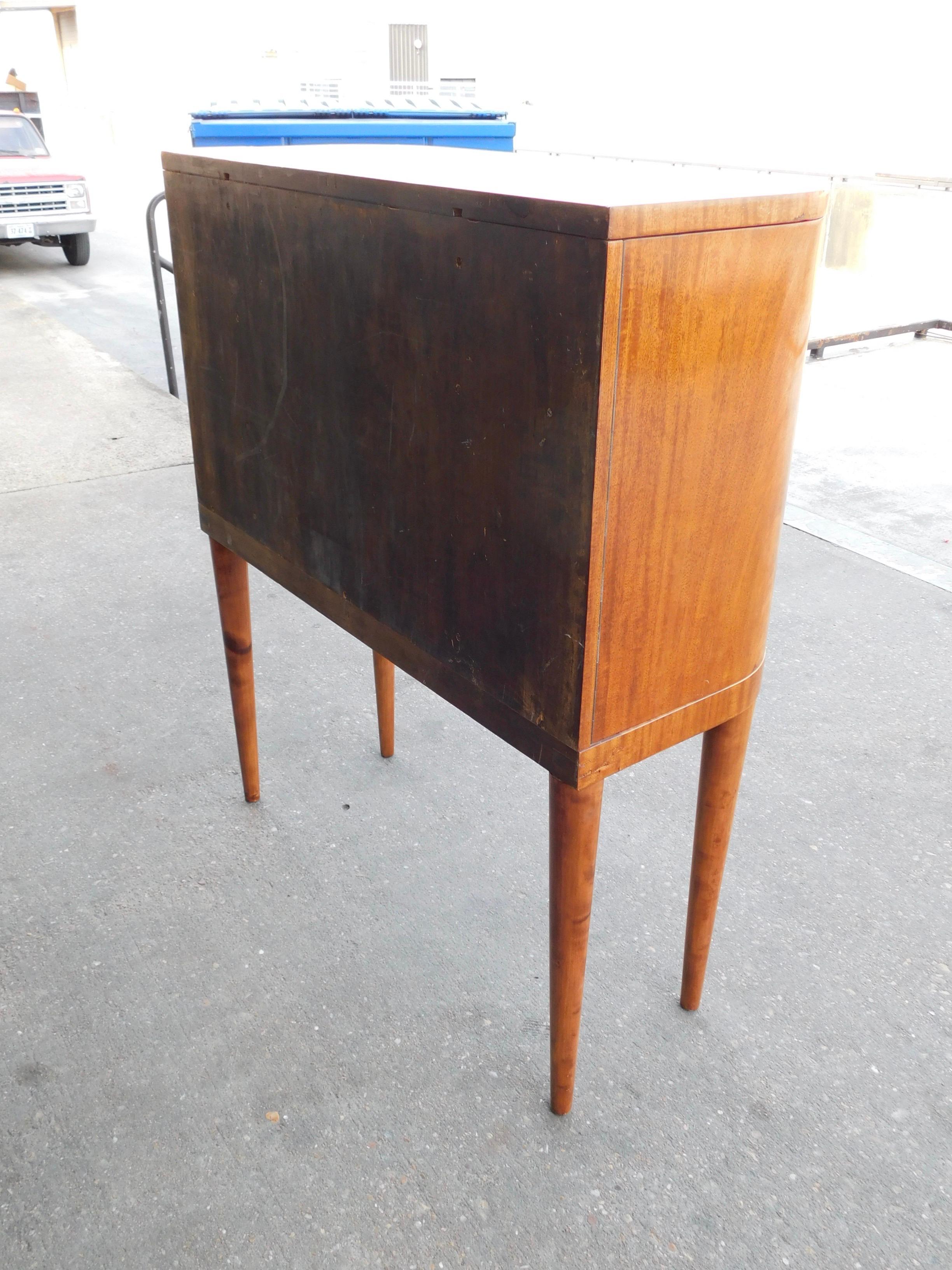 Swedish Art Moderne Secretary Desk and Dry Bar in Honduran Mahogany, circa 1940 For Sale 5