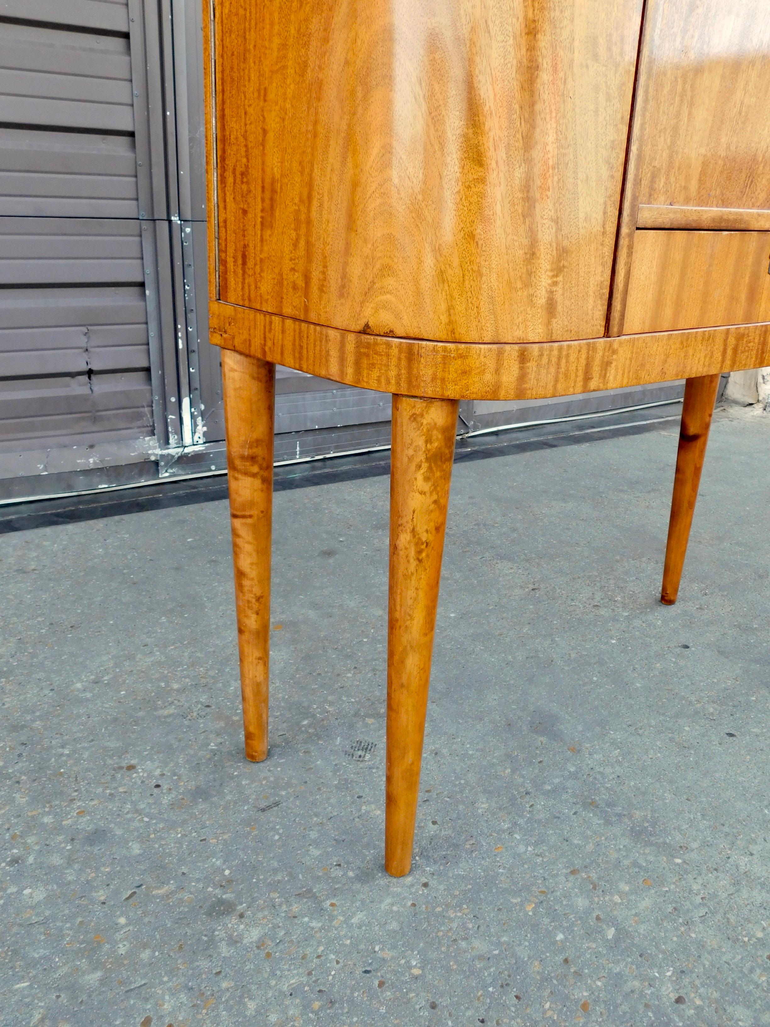 Swedish Art Moderne Secretary Desk and Dry Bar in Honduran Mahogany, circa 1940 For Sale 6