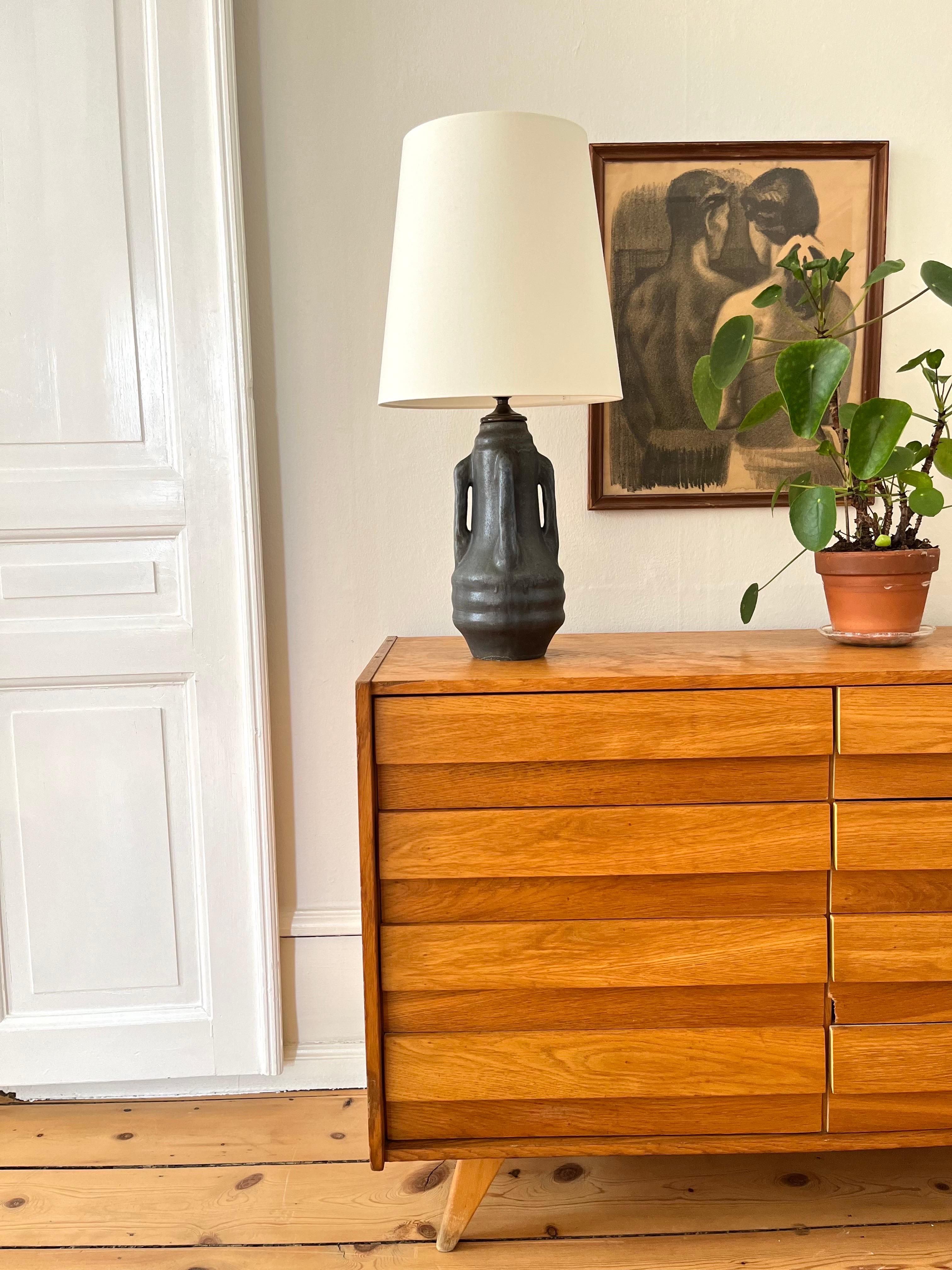Tall Swedish Art Nouveau / Jugendstil Ceramic Table Lamp by Karl Robert Svensson for Höganäs, 1900s

Striking and rare early 20th-century Swedish Art Nouveau / Jugendstil handmade ceramic table lamp designed by Karl Robert Svensson for Höganäs in