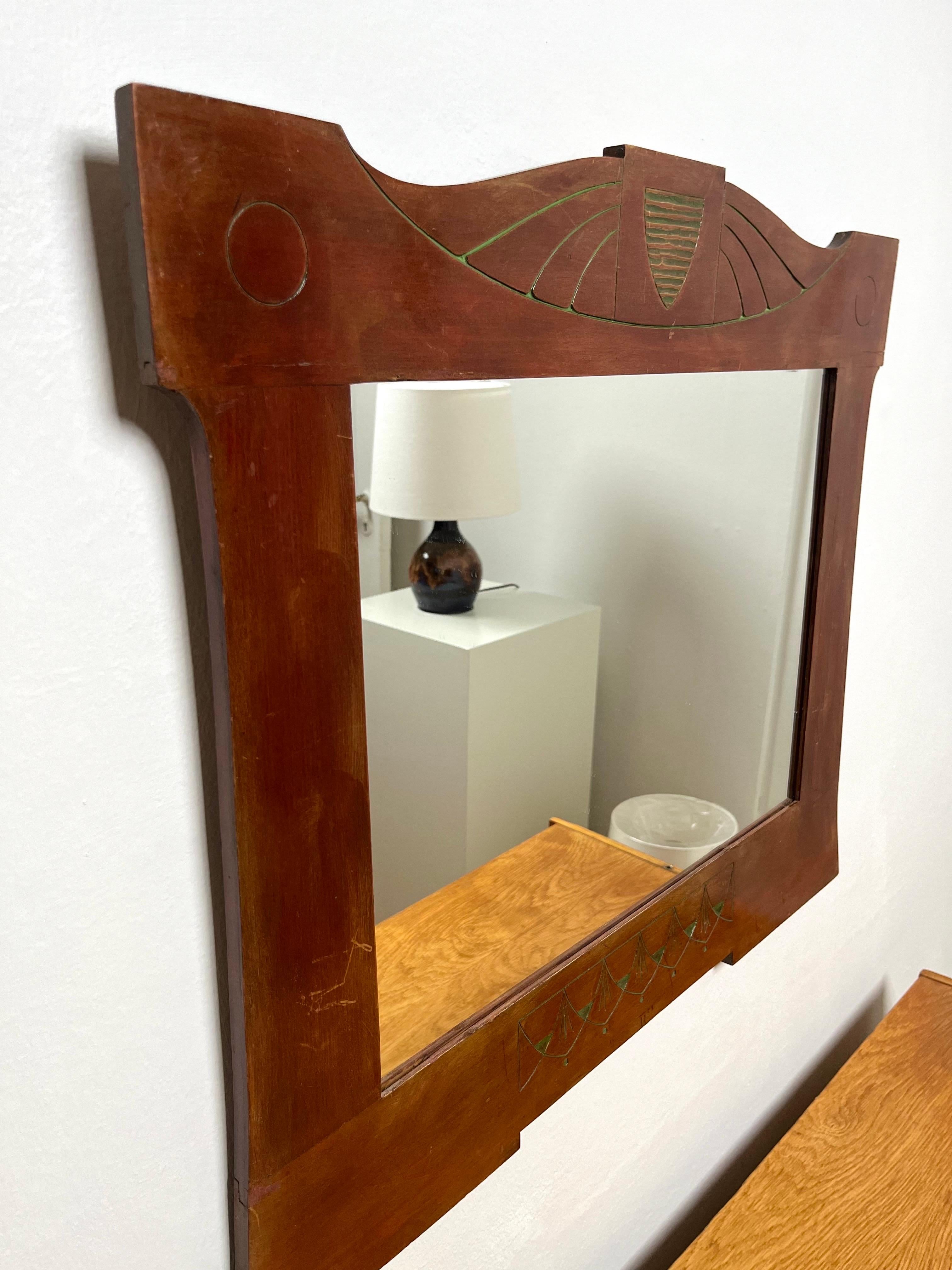 Miroir mural suédois en acajou Art nouveau, fabriqué à la main, années 1900-1910 Bon état - En vente à Frederiksberg C, DK