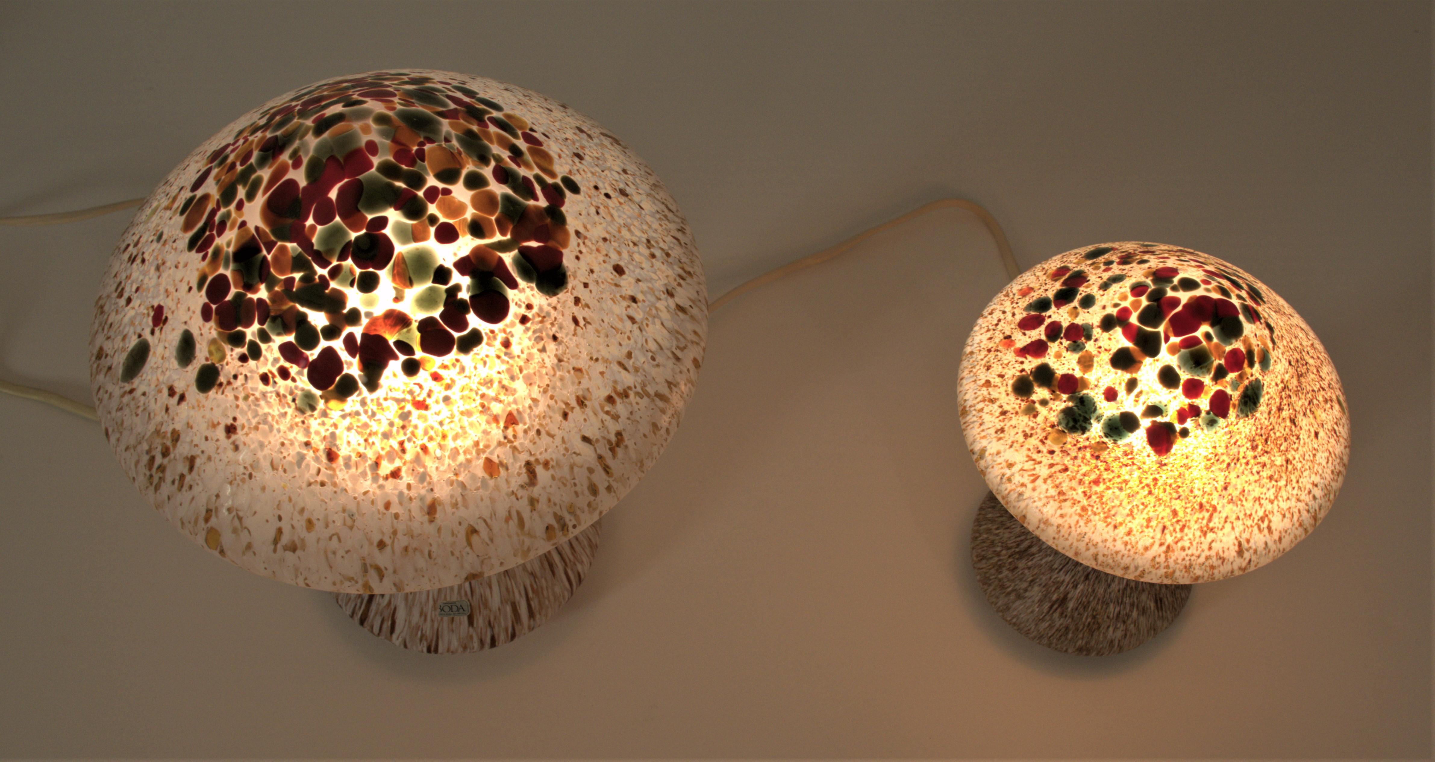 Schwedische Kunstglastischlampen in Pilzform von Monica Backström für Kosta Boda im Angebot 4