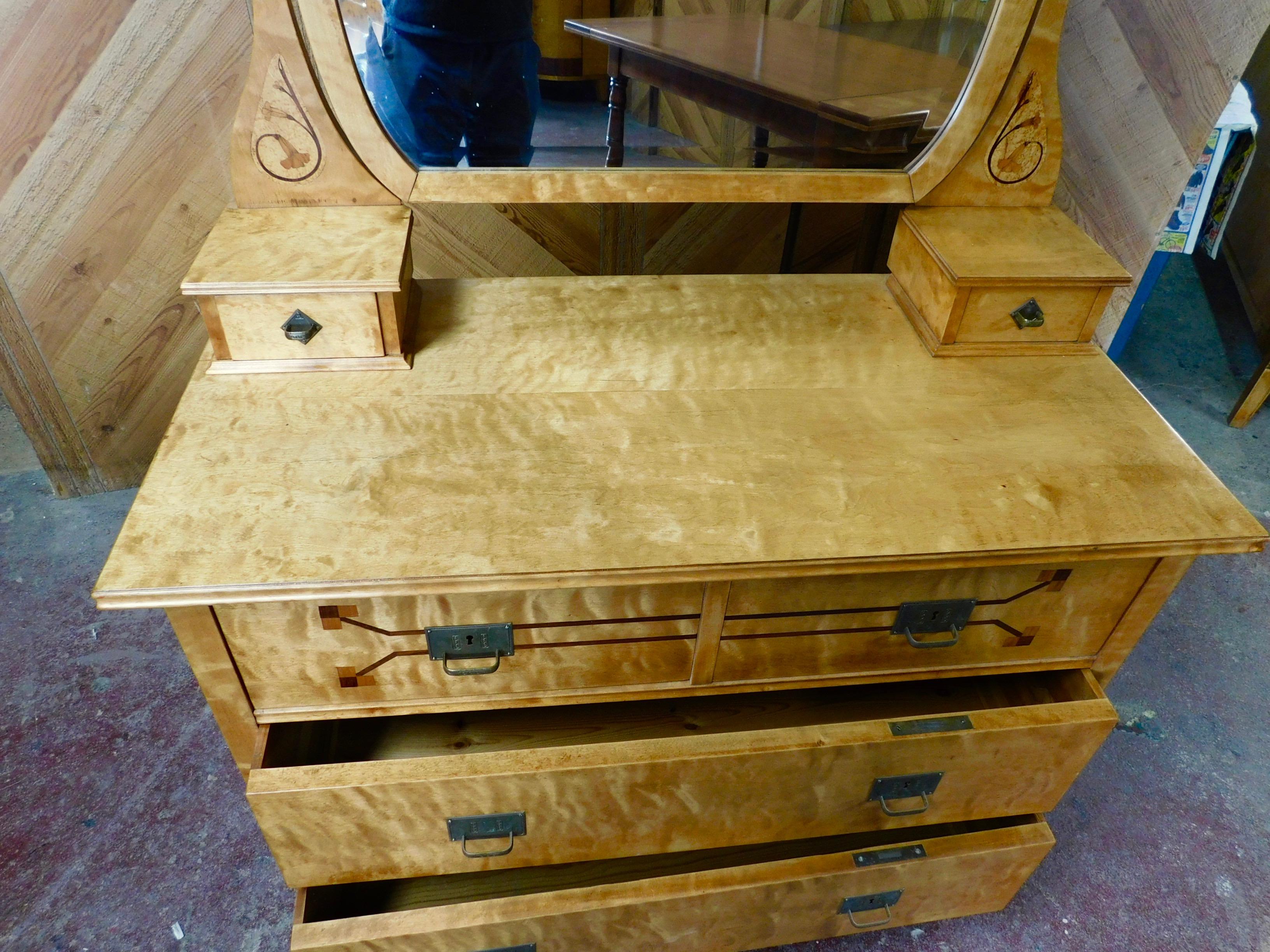 Swedish Arts and Crafts Chest of Drawers with Tilting Mirror in Golden Birch  For Sale 10