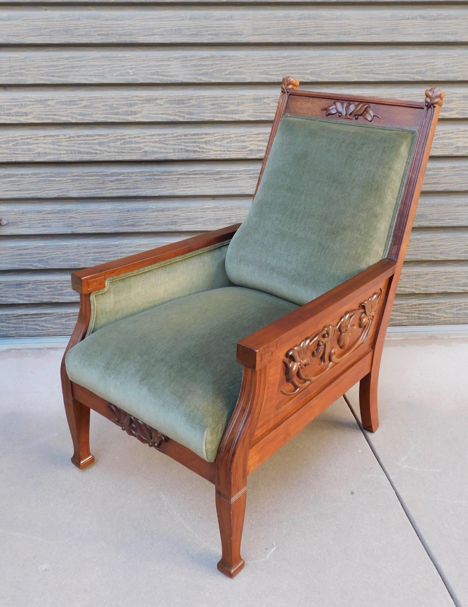 Swedish Arts & Crafts Paneled Chair with Carved Flora Motifs, circa 1900 For Sale 11