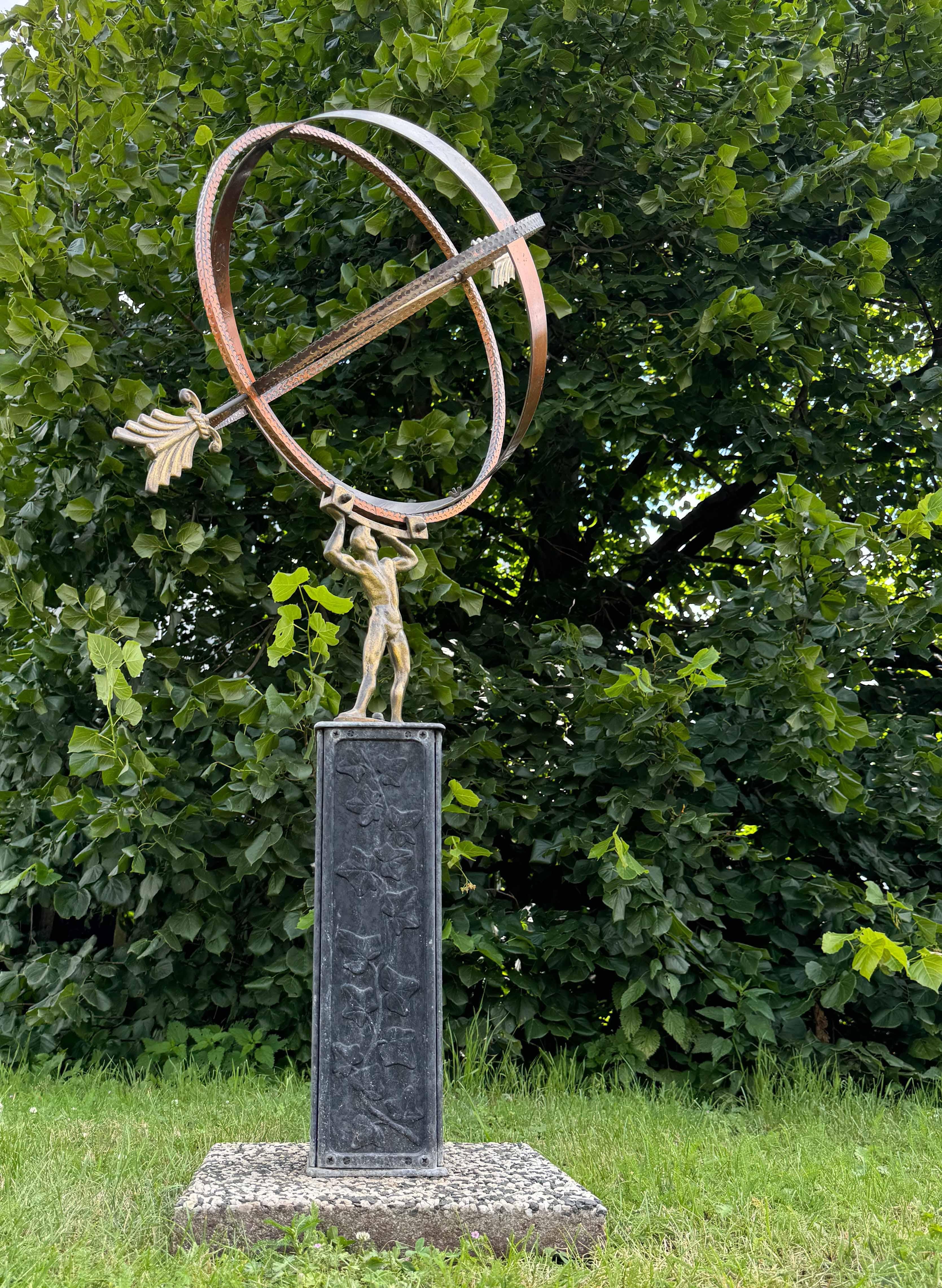 Armillaire de jardin astrologique Atlas suédois en vente 12