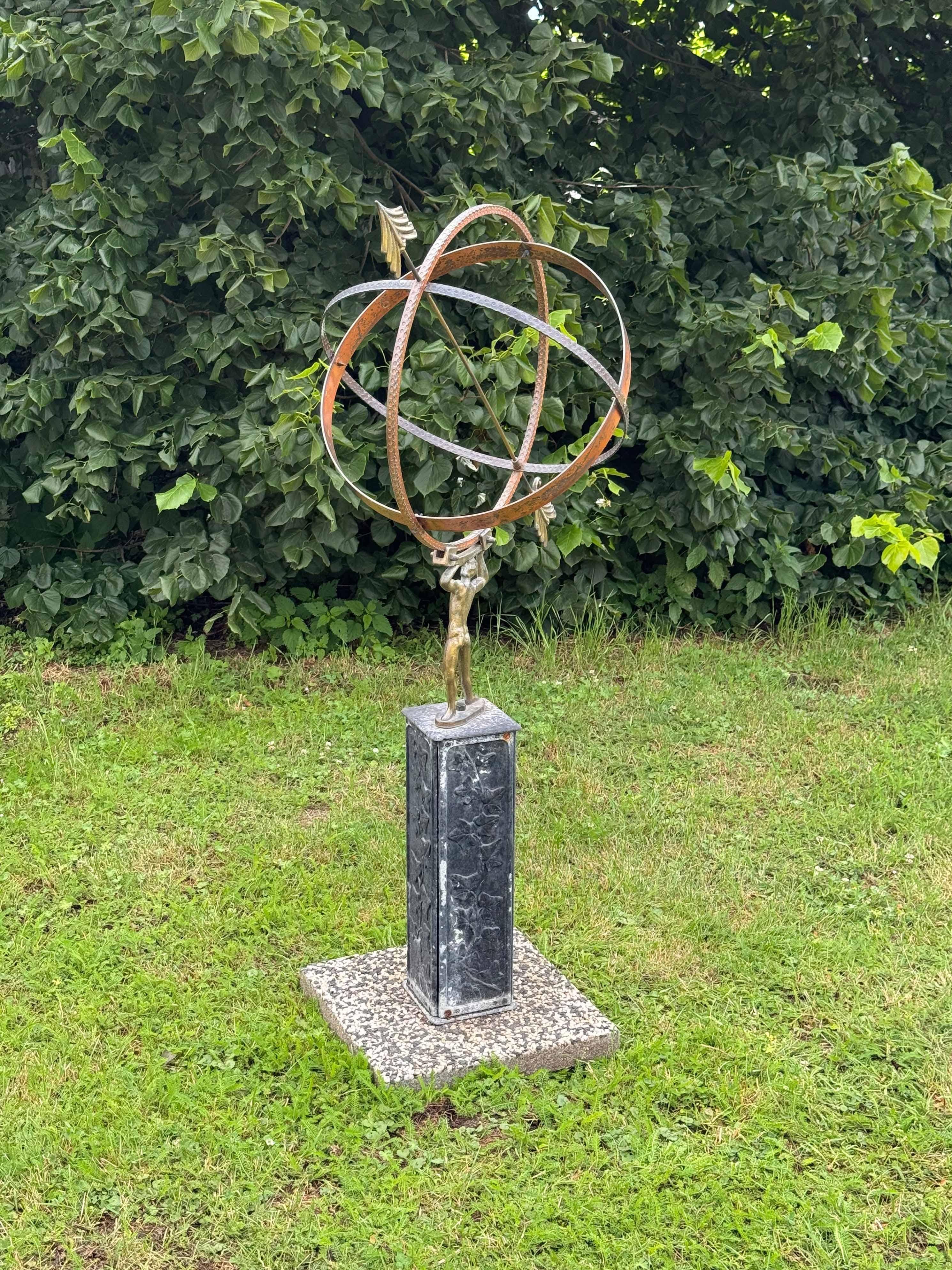Armillaire de jardin astrologique Atlas suédois en vente 2